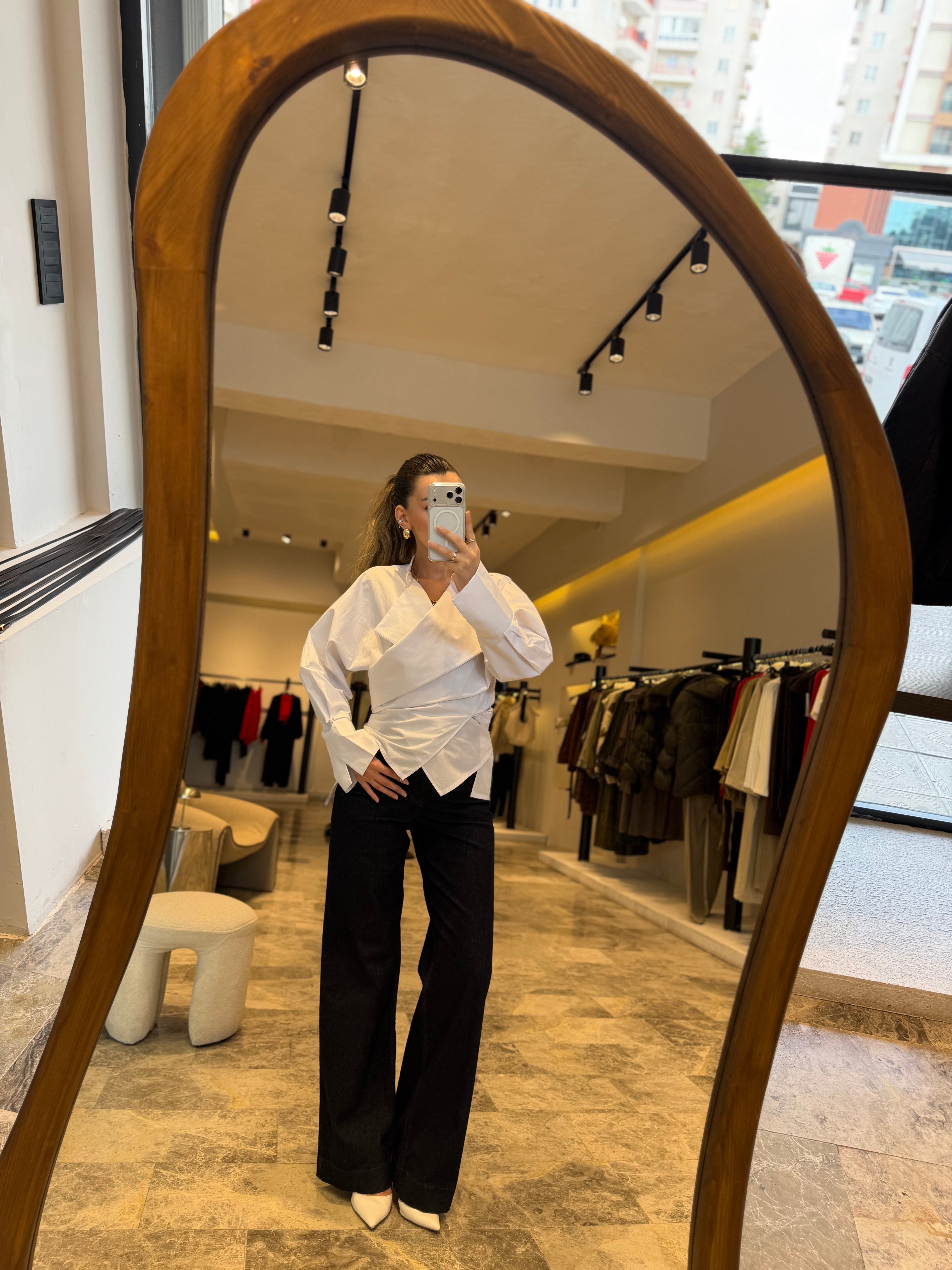 Long Fit Geniş Paça Jean 