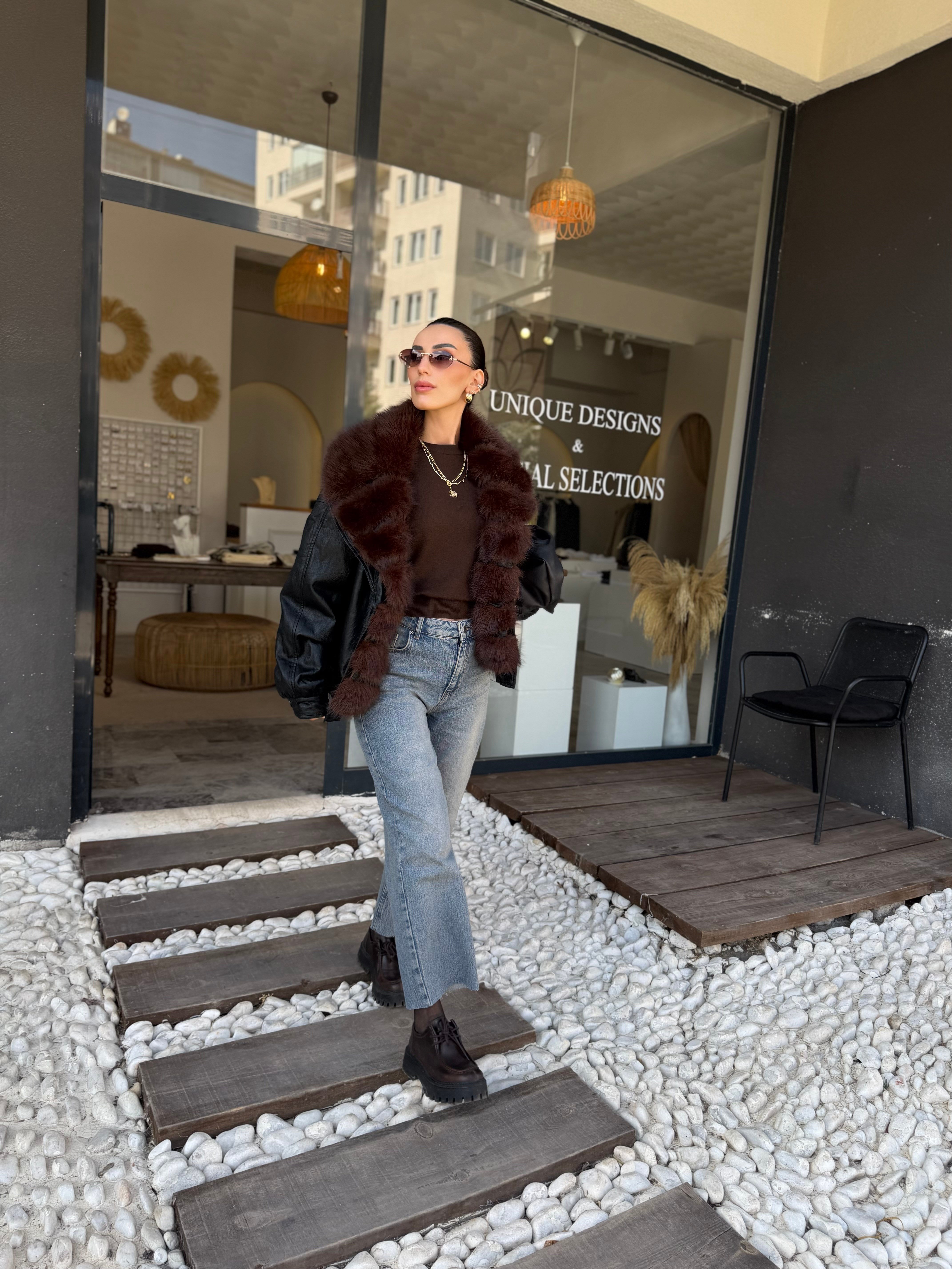 Siyah Kürk Yakalı Deri Mont