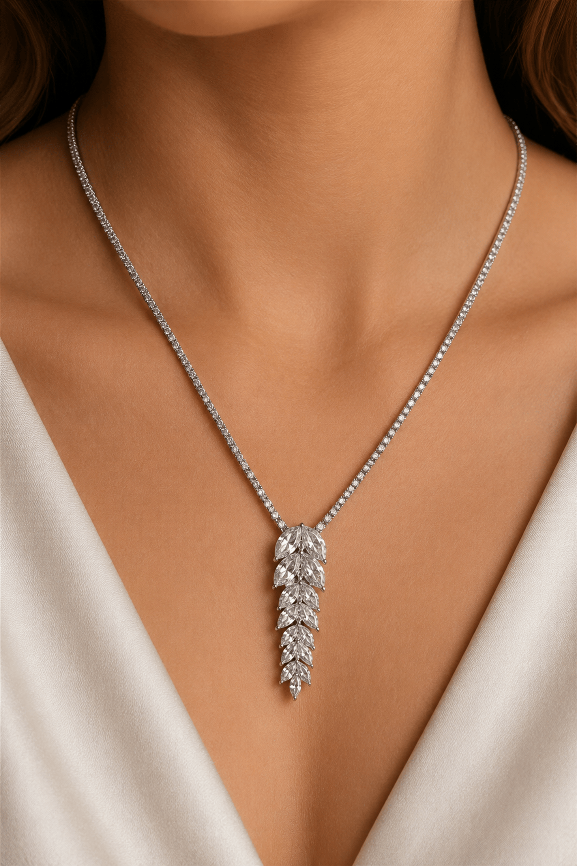 Leafnecklace Sallantılı Yaprak Mozanıt Kolye | Şık El Yapımı Bijuteri Kadın Kolyesi