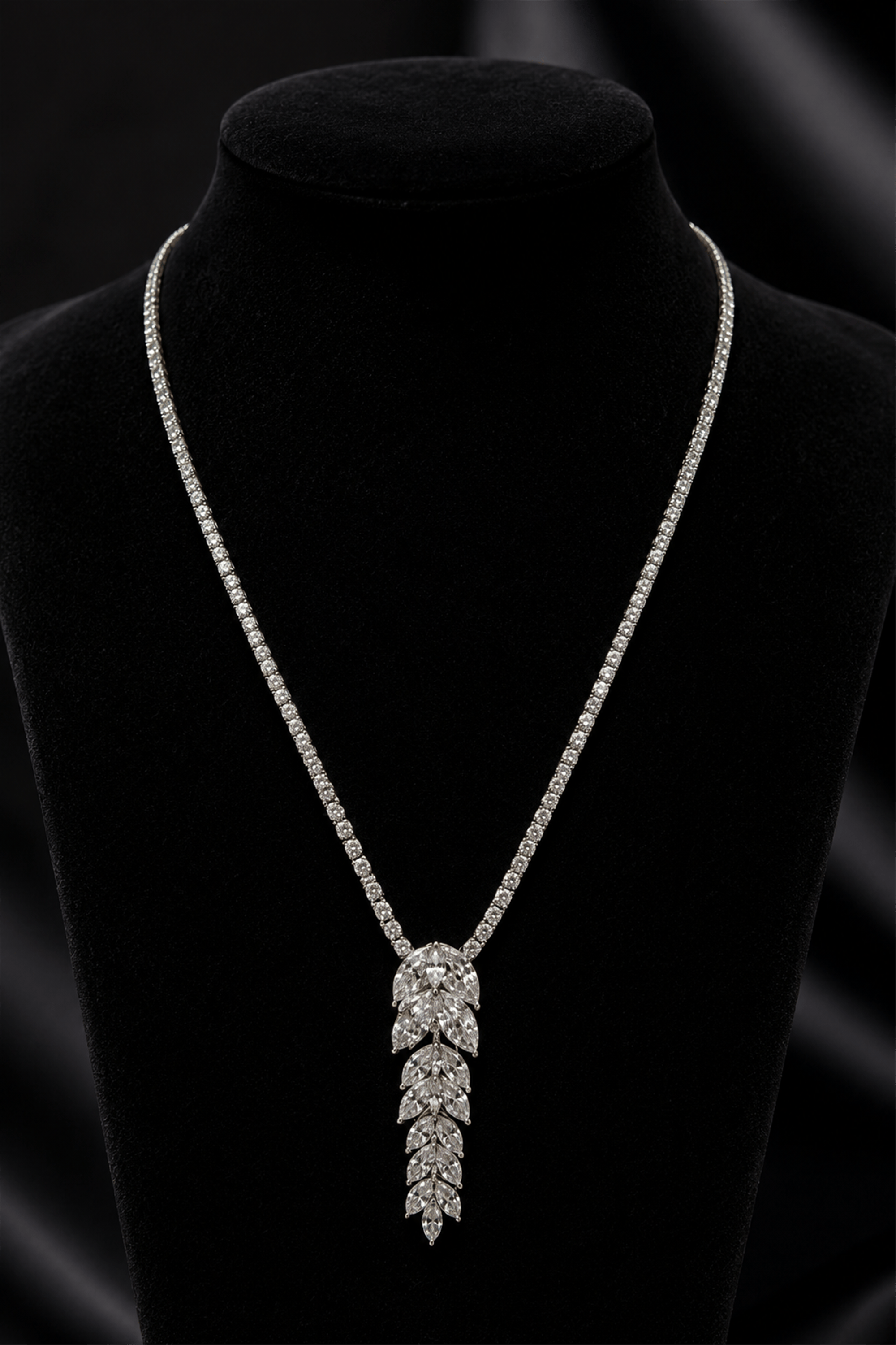 Leafnecklace Sallantılı Yaprak Mozanıt Kolye | Şık El Yapımı Bijuteri Kadın Kolyesi