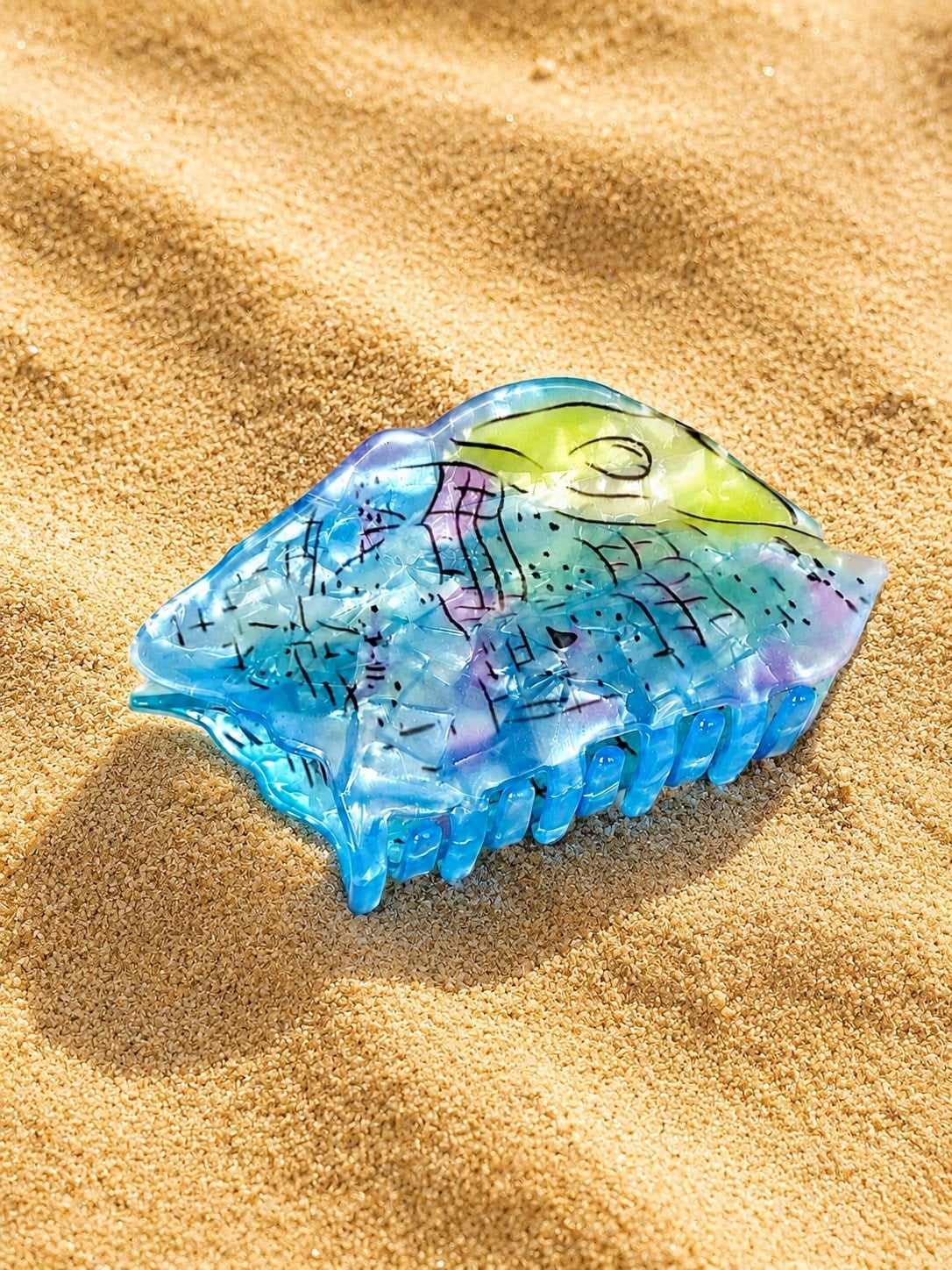 Les Petites Mains Deniz Kabuğu Desenli Saç Tokası
