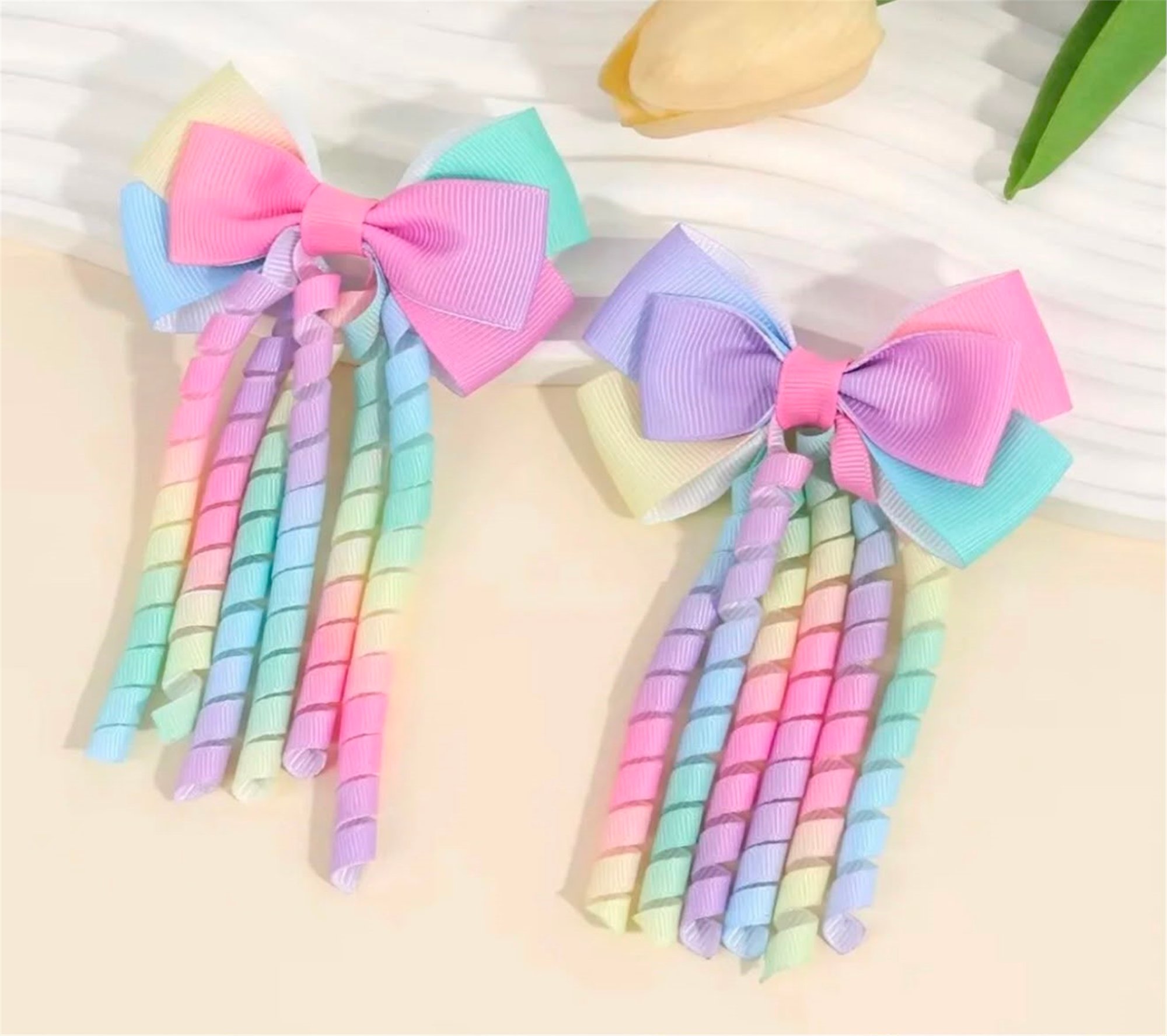 Püsküllü Boncuklu Fiyonk Saç Tokası | Pastel Sevimli Kız Çocuk Saç Aksesuarı
