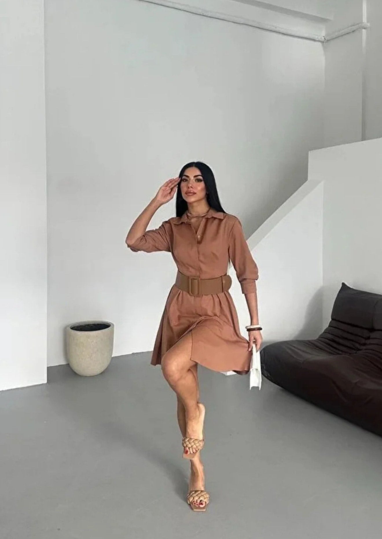 Kemer Detaylı Mini Kahve  - Elbise