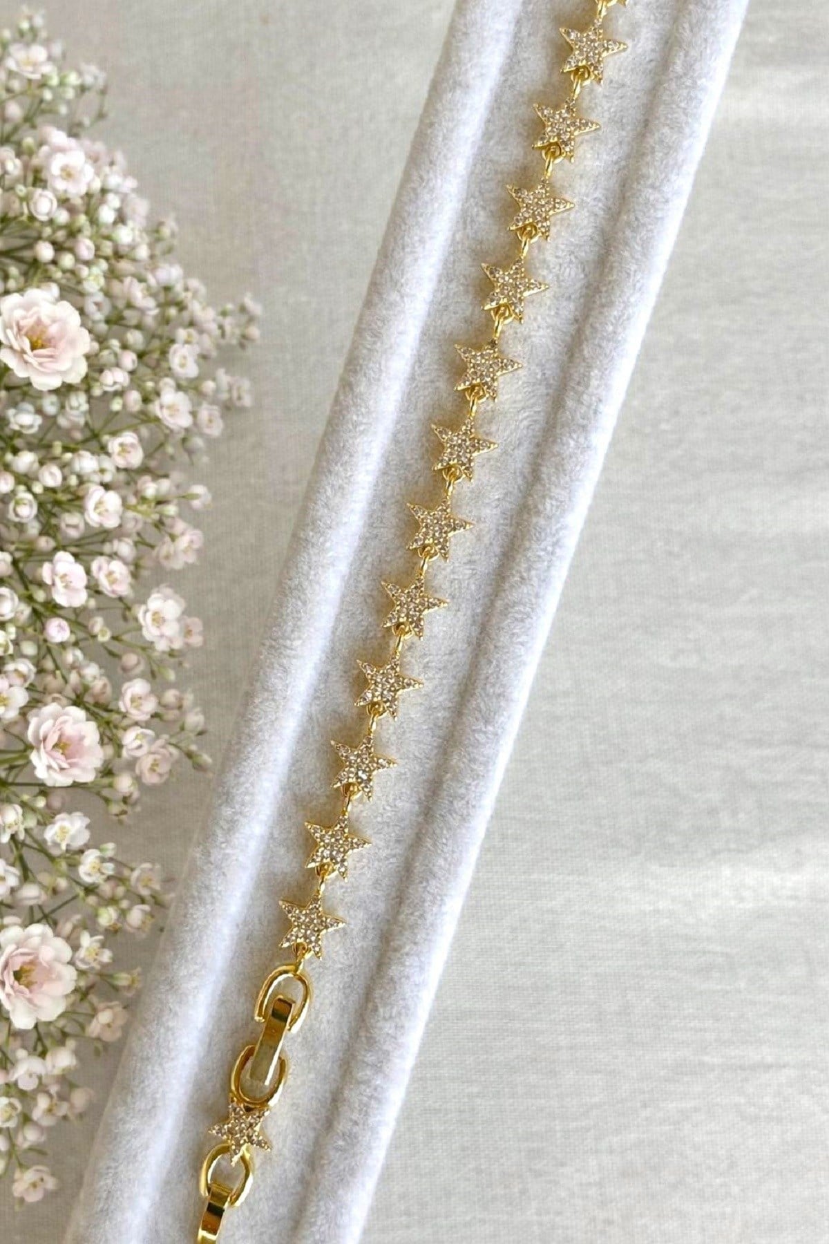 14k Altın Kaplama Kadın Kararmaz Gold Yıldızlı Zirkon Taşlı Çelik Kadın Bileklik - Ayarlanabilir