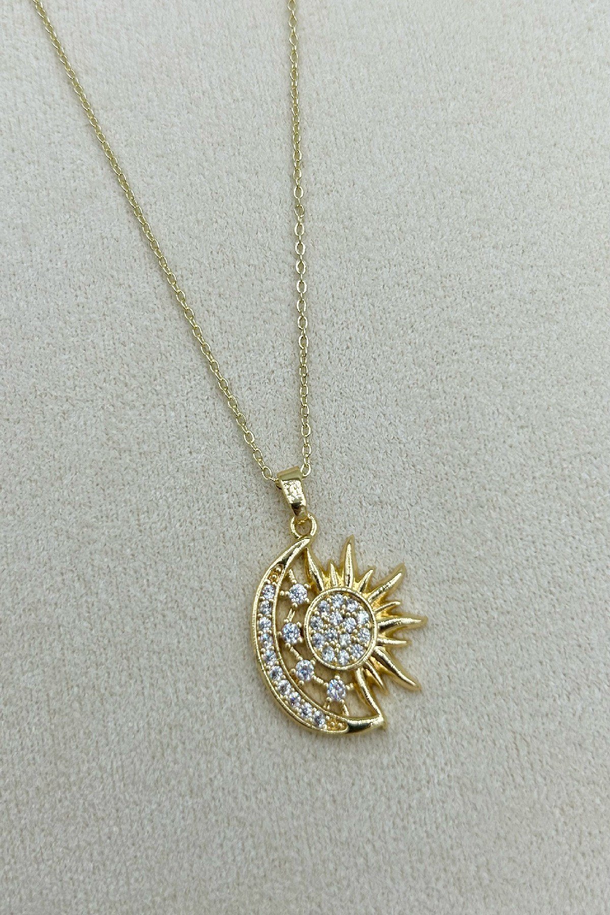 14K Altın Rneginde Hilal Ve Güneş Detaylı Zirkon Taşlı Çelik Kadın Kolye - Ayarlanabilir (22cm+5cm)
