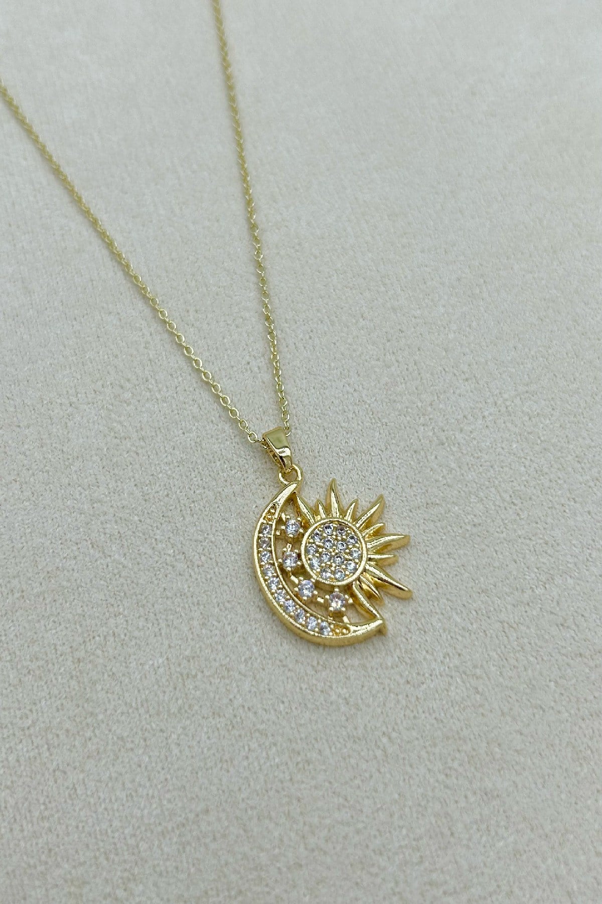 14K Altın Rneginde Hilal Ve Güneş Detaylı Zirkon Taşlı Çelik Kadın Kolye - Ayarlanabilir (22cm+5cm)