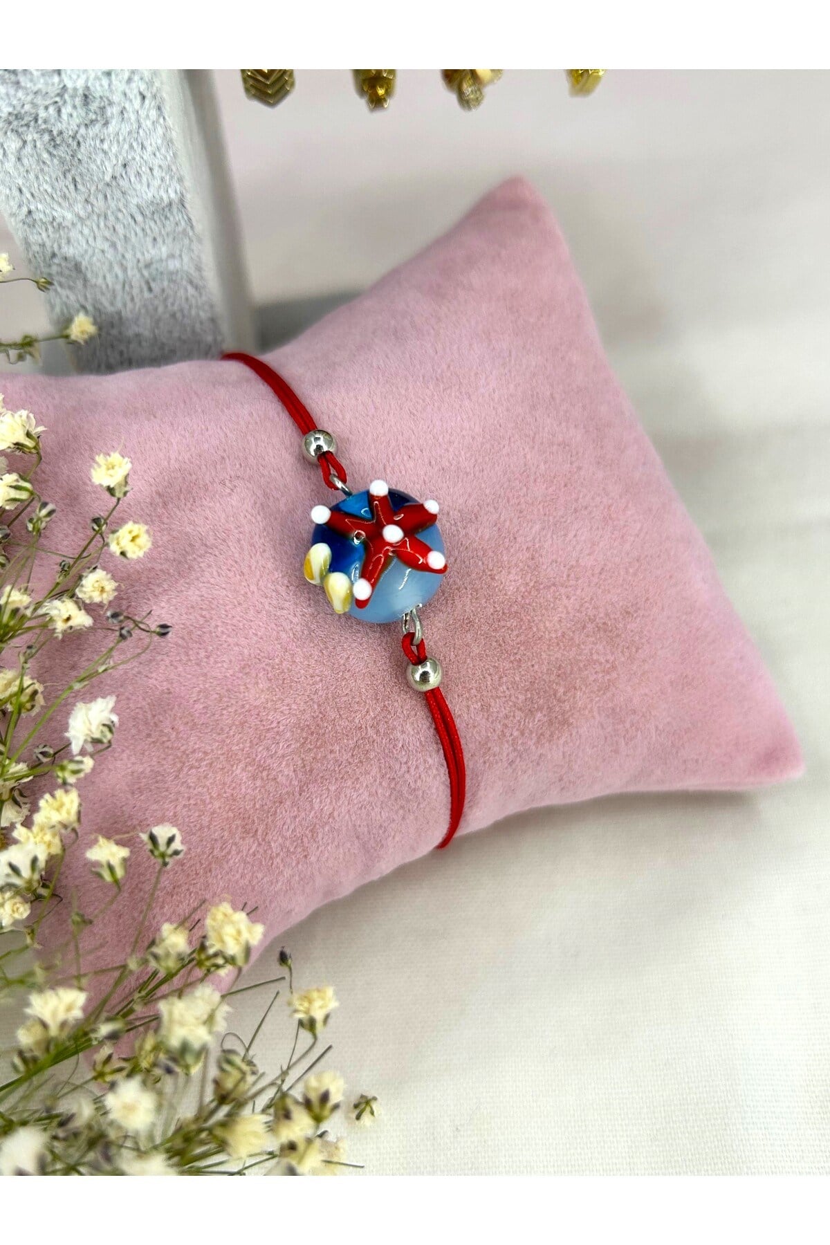 El Yapımı Murano Cam Deniz Yıldızı Figürlü Bileklik – Ayarlanabilir İpli Özel Tasarım