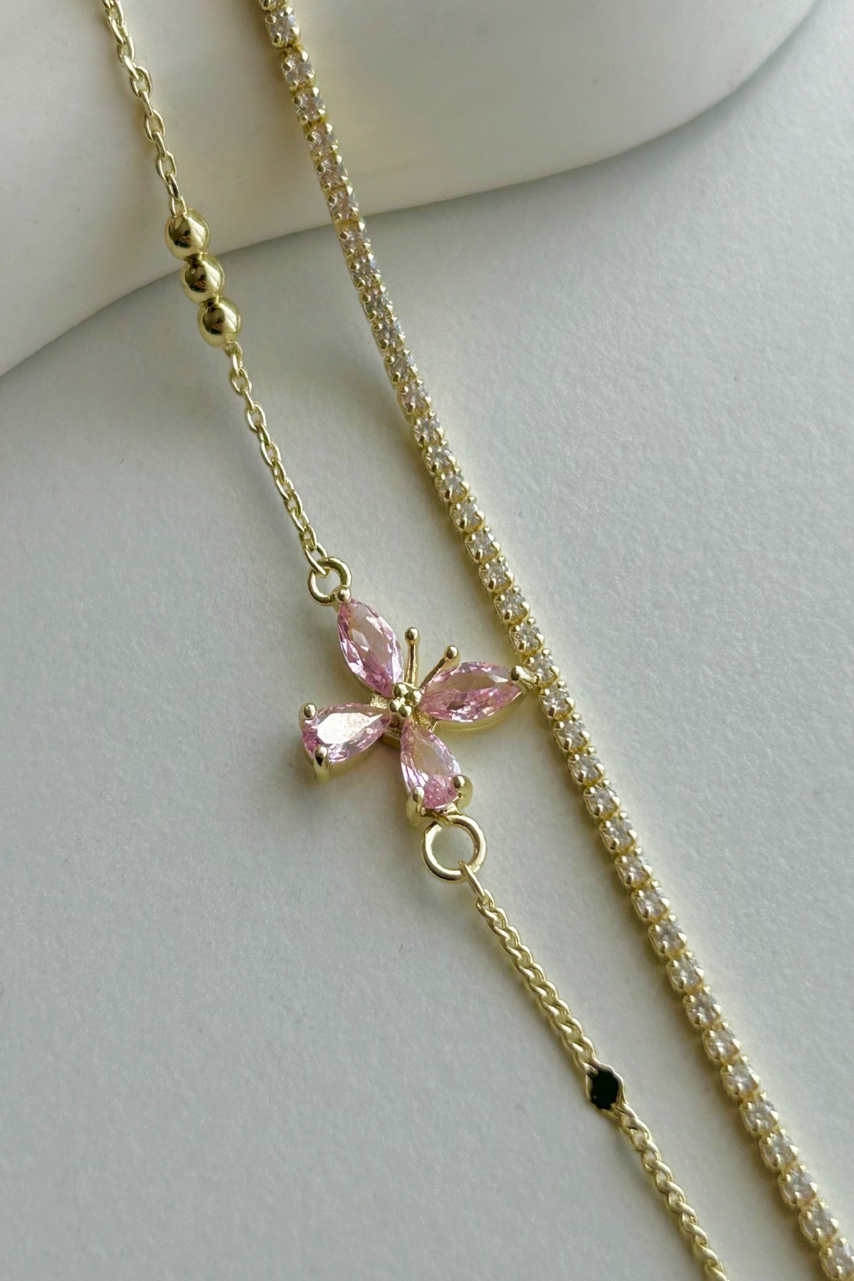 Kristal Taşlı Kelebek ve İnce Suyolu Model 2'li Bileklik - Ayarlanabilir (15 cm + 5 cm) -Pembe ve Beyaz Renk Seçenekli