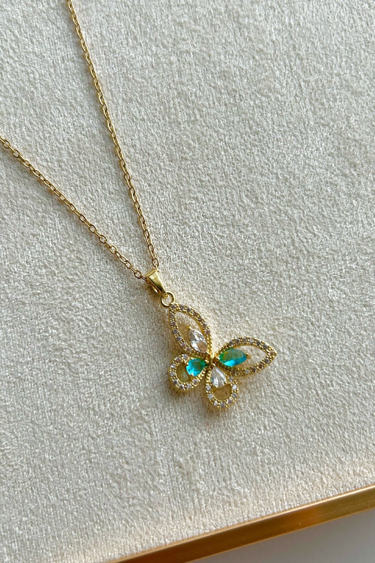 Kristal Taşlı Mavi Renk Zarif Kelebek Kadın Çelik Kolye (23 cm+5 cm)