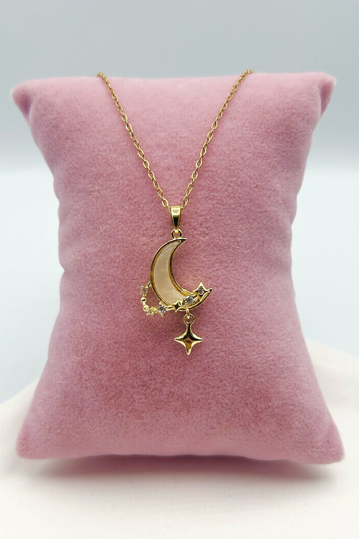Kuzey Yıldızı Charmlı Yıldız Yörüngeli Hilal Model Çelik Kadın Kolye (23 cm+5 cm)