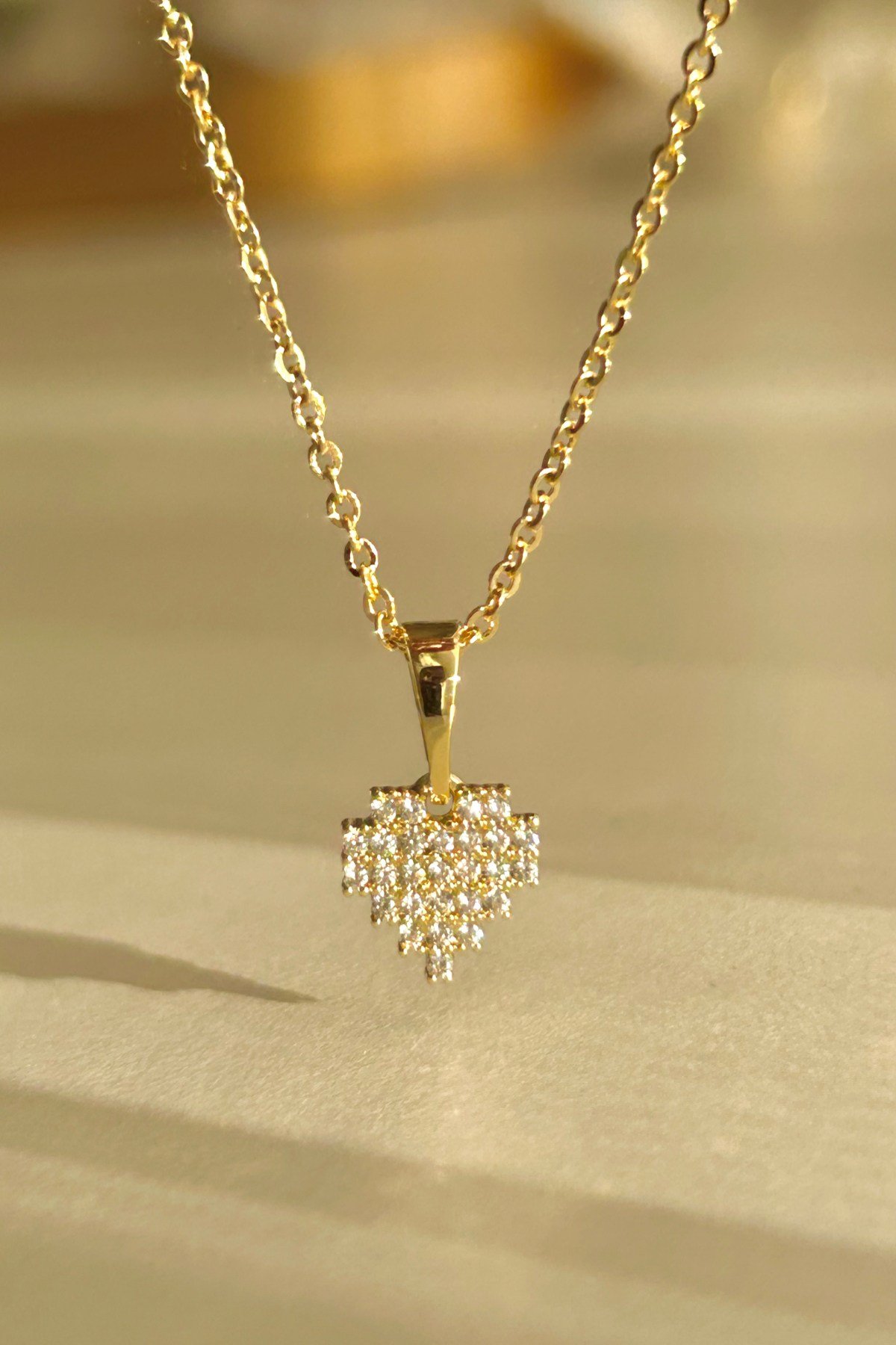 Özel Seri 14K Altın Kaplama Kalpli Kadın Kolye (Birinci Sınıf Kalite/Kararmaz/Paslanmaz) - 24cm