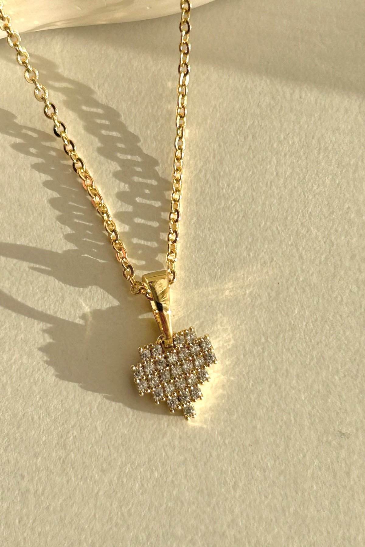 Özel Seri 14K Altın Kaplama Kalpli Kadın Kolye (Birinci Sınıf Kalite/Kararmaz/Paslanmaz) - 24cm