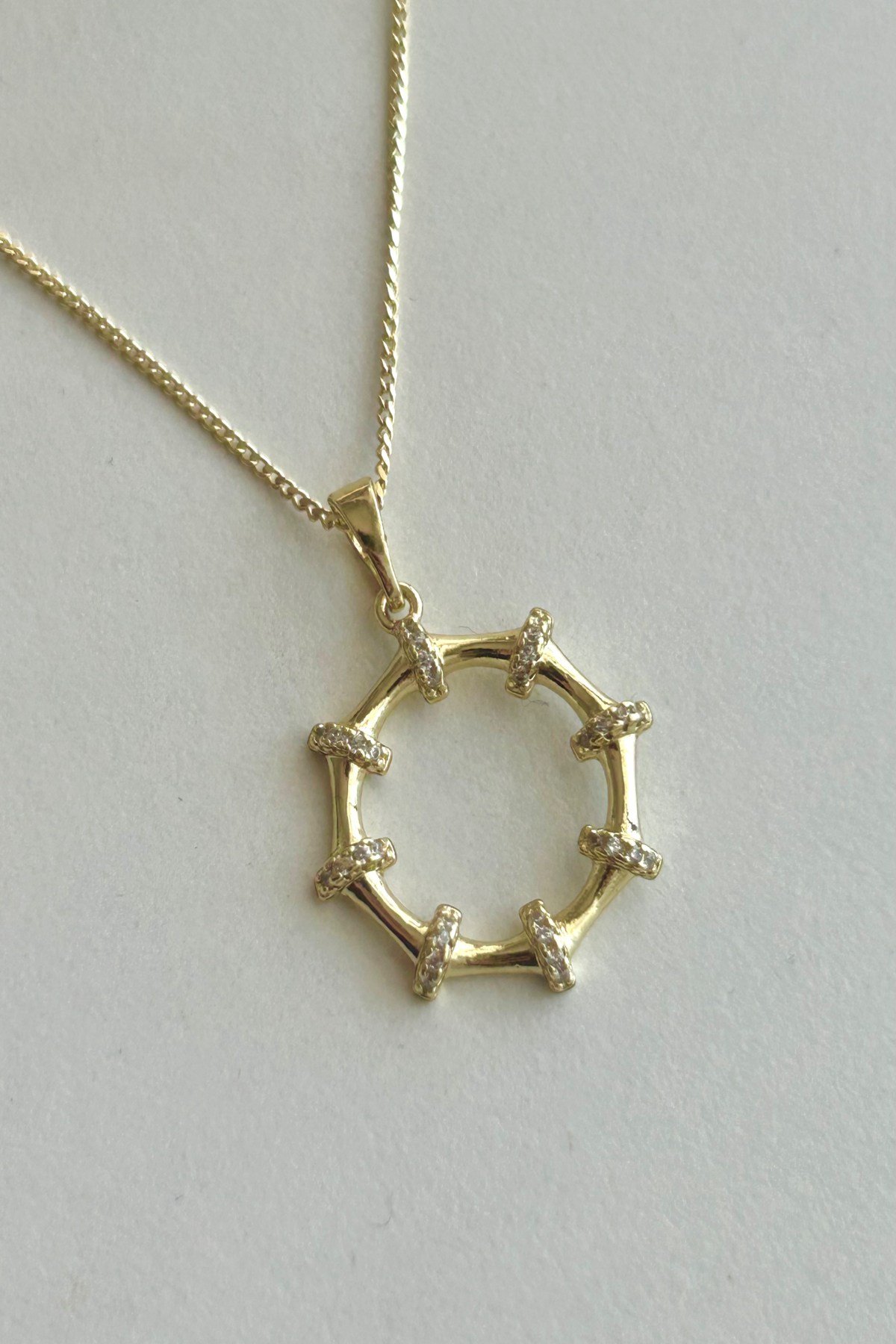 Özel Seri 14K Altın Kaplama Kemik Model Küpe ve Kolye Kadın Set Takı (Birinci Sınıf Kalite/Kararmaz/Paslanmaz) - 25cm