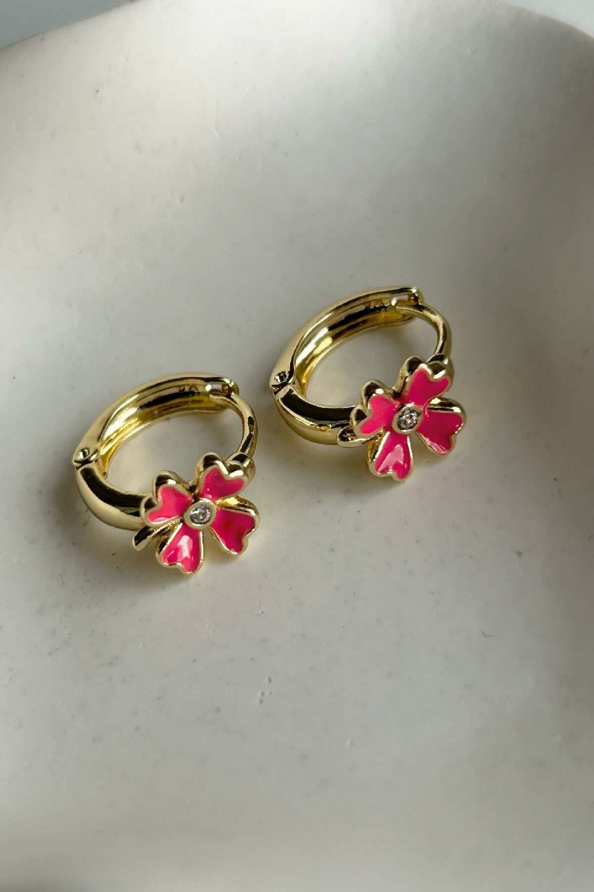 Özel Seri 14K Altın Kaplama Pembe Çiçekli Kız Çocuk Küpe (Birinci Sınıf Kalite/Kararmaz/Paslanmaz)