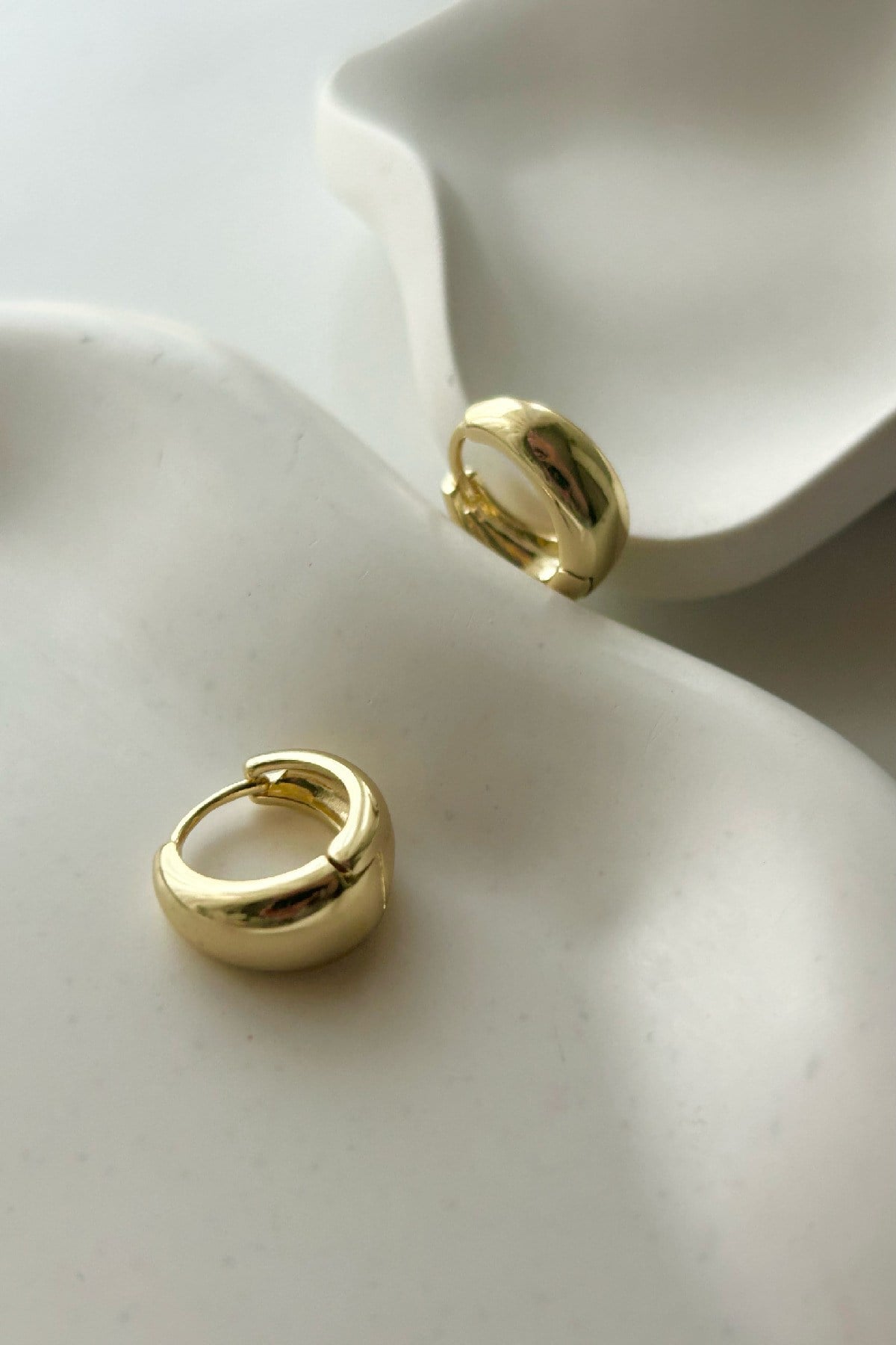 Özel Seri Basic Damla Model Gold Kadın Küpe (1. Sınıf Kalite/Kararmaz/Paslanmaz)