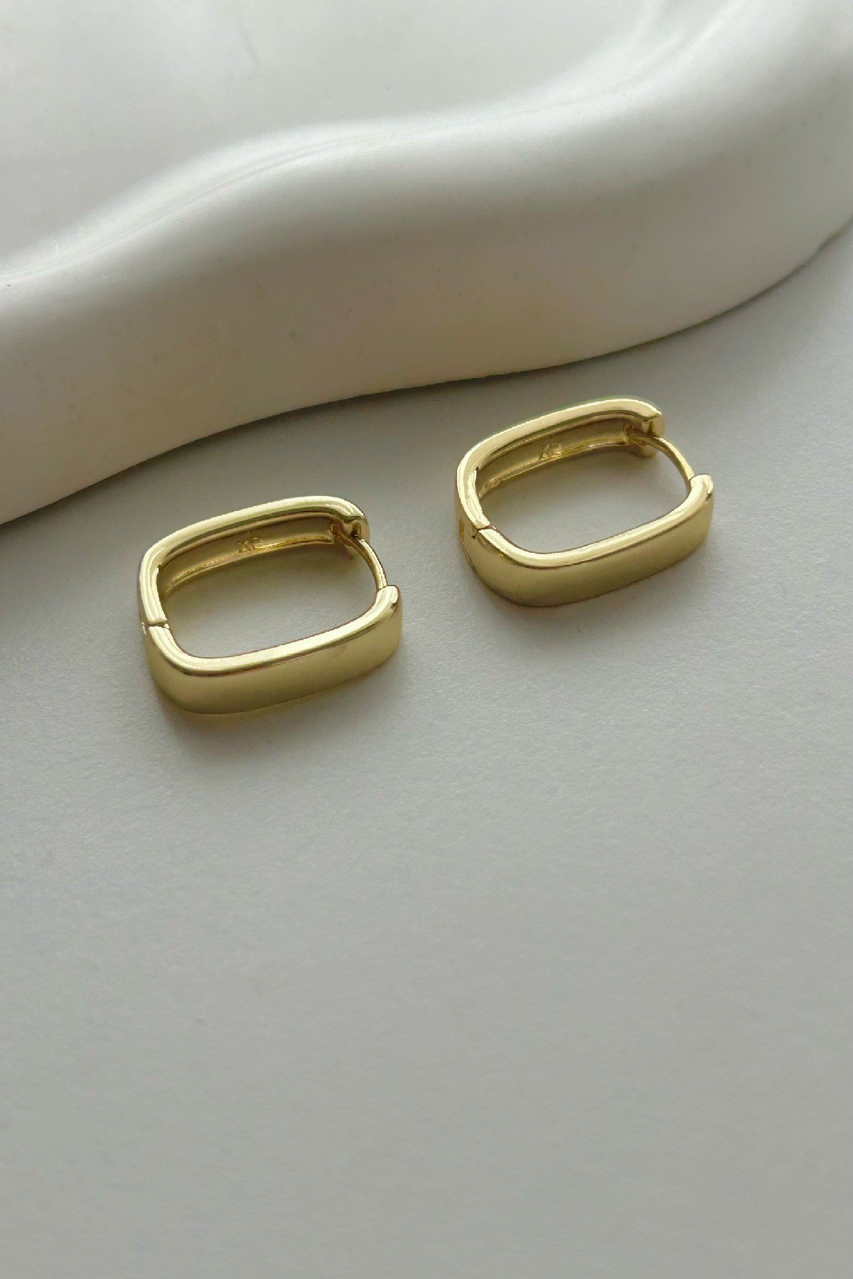 Özel Seri Basic Kadın Küpe - 14K Altın Kaplama - Gold ve Gümüş Renk (Birinci Sınıf Kalite/Kararmaz/Paslanmaz)