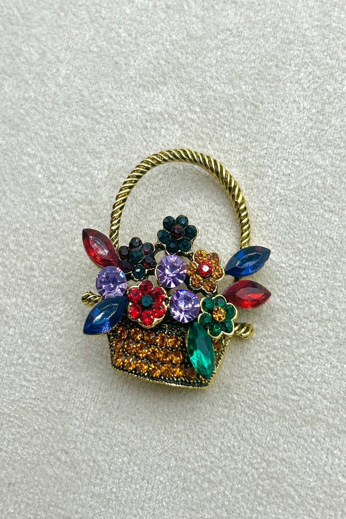 Renkli Kristal Taşlı Çiçek Sepeti Vintage Kadın Broş (4 cm) - Çanta, Şapka, Ceket, Eşarp ve Yaka'da Kullanılabilir