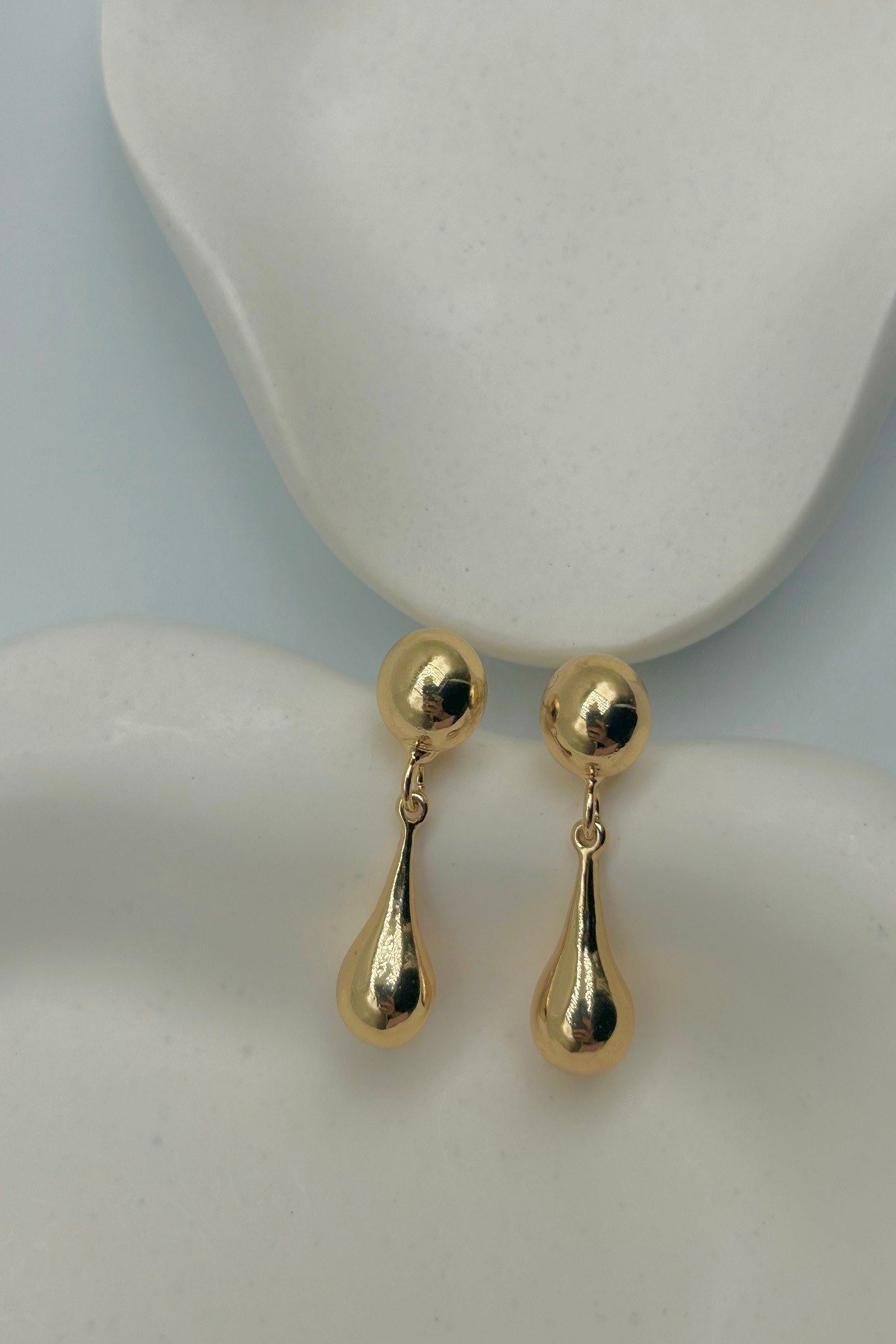 Sallantılı ve Baget Taşlı Çoklu Set Kadın Küpe - Gümüş ve Gold Renk