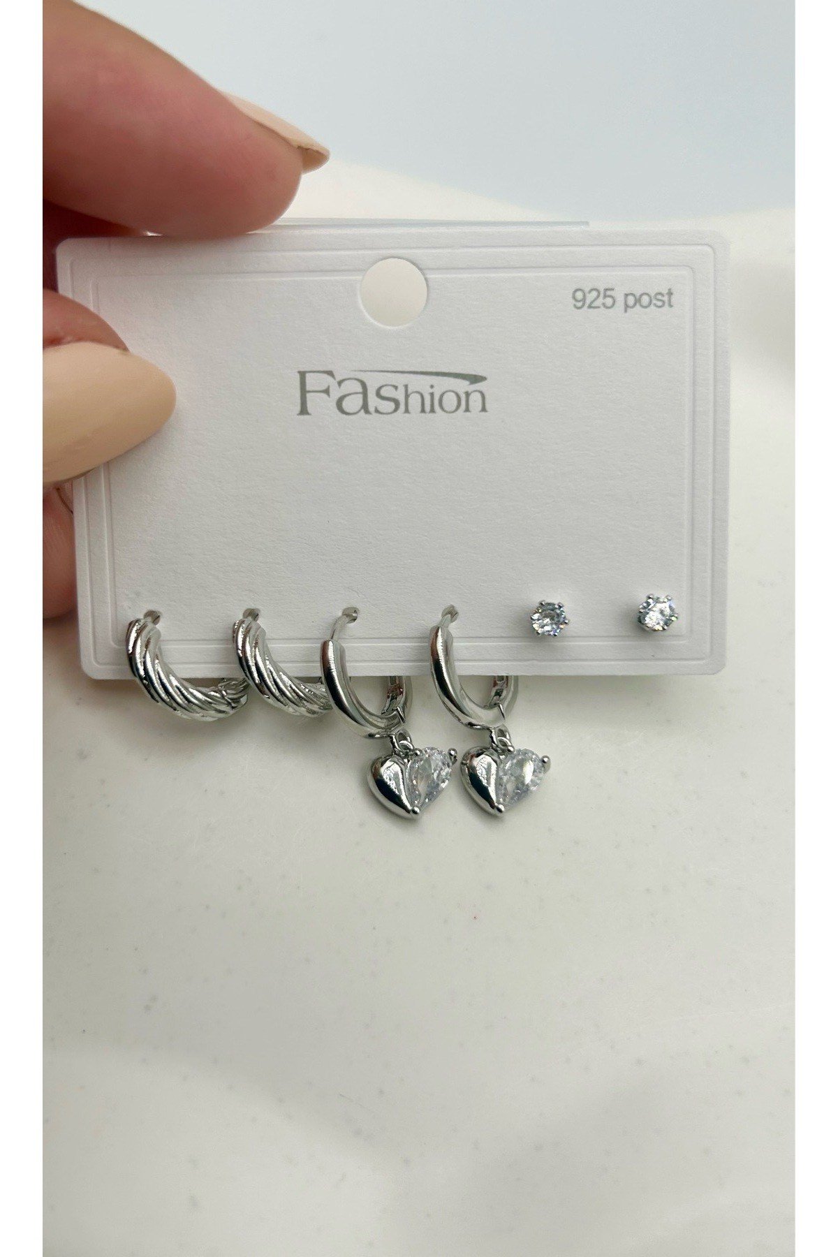 Taşlı Sallantılı Kalp Model Kadın Set Küpe