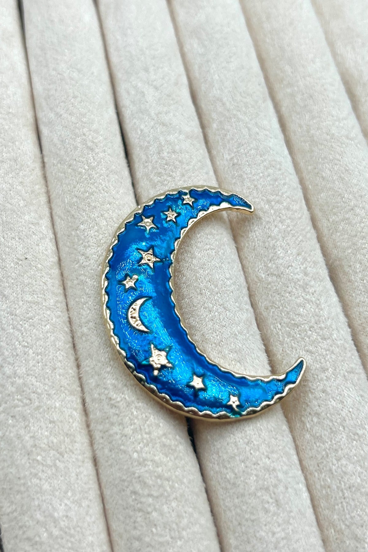 Uzay Temalı ve Parıltılı Broş/Rozet (4 cm) - Çanta, Şapka, Ceket ve Yaka'da Kullanılabilir