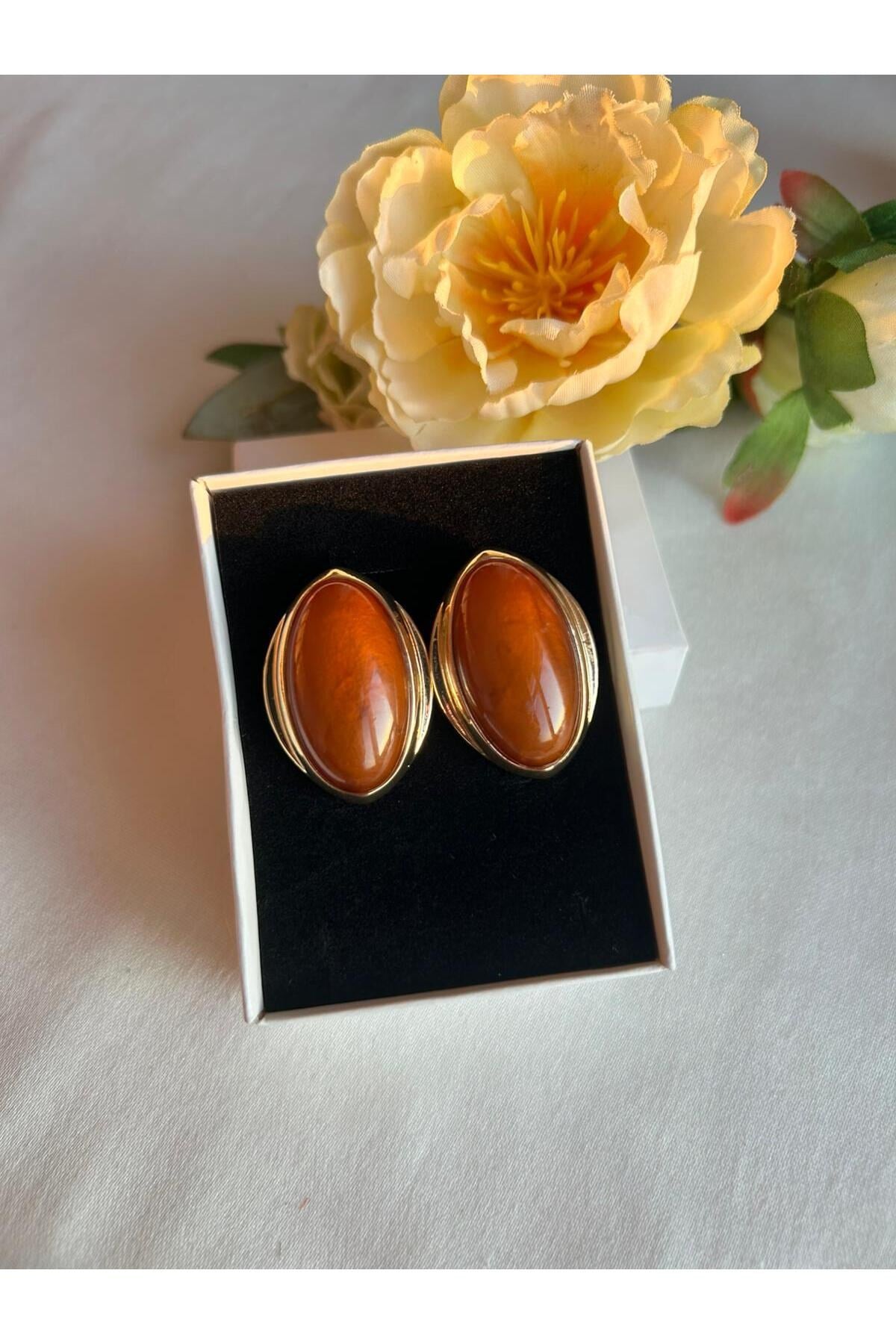 Vintage Oval Model Zarif Küpe