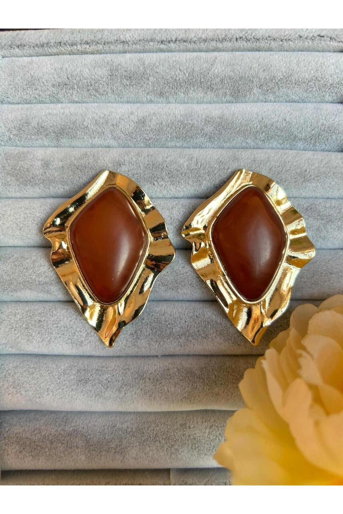Vintage Stil Bordo ve Kahverengi Taşlı Şık Kadın Küpe