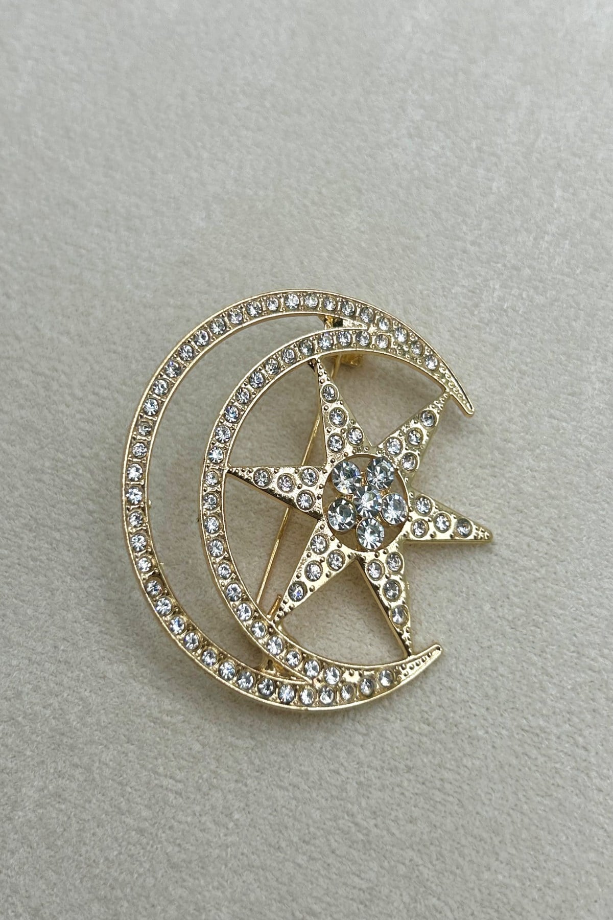 Zirkon Taşlı Ay Yıldız Kadın Broş (5 cm) - Çanta, Ceket, Eşarp ve Yaka'da Kullanılabilir