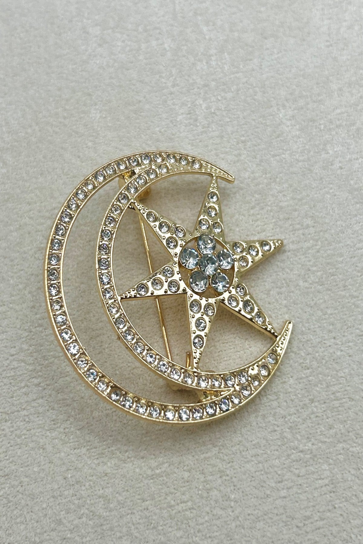 Zirkon Taşlı Ay Yıldız Kadın Broş (5 cm) - Çanta, Ceket, Eşarp ve Yaka'da Kullanılabilir