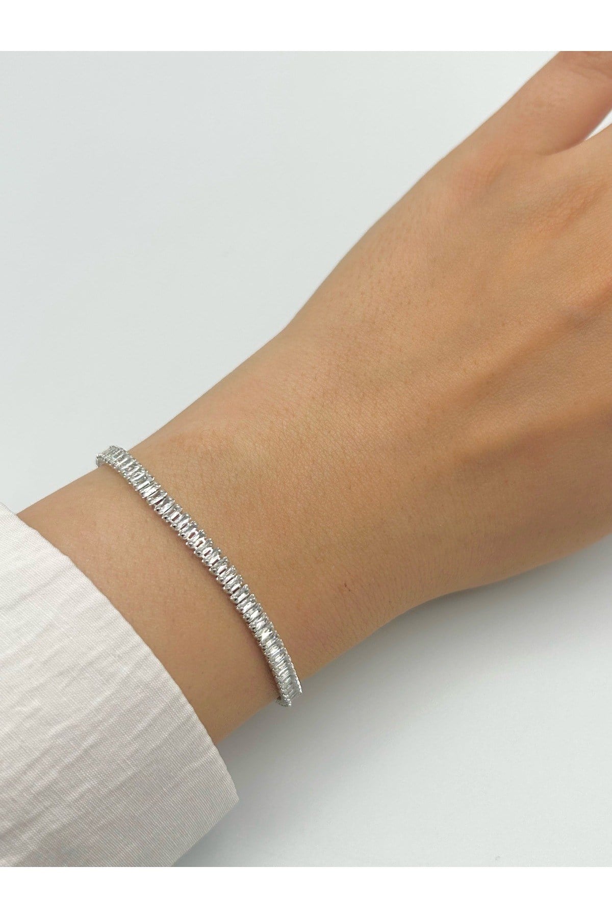Zirkon Taşlı Su Yolu Zarif Kadın Çelik Bileklik - Kararmaz - (17-19 cm) - Gold ve Gümüş Renk
