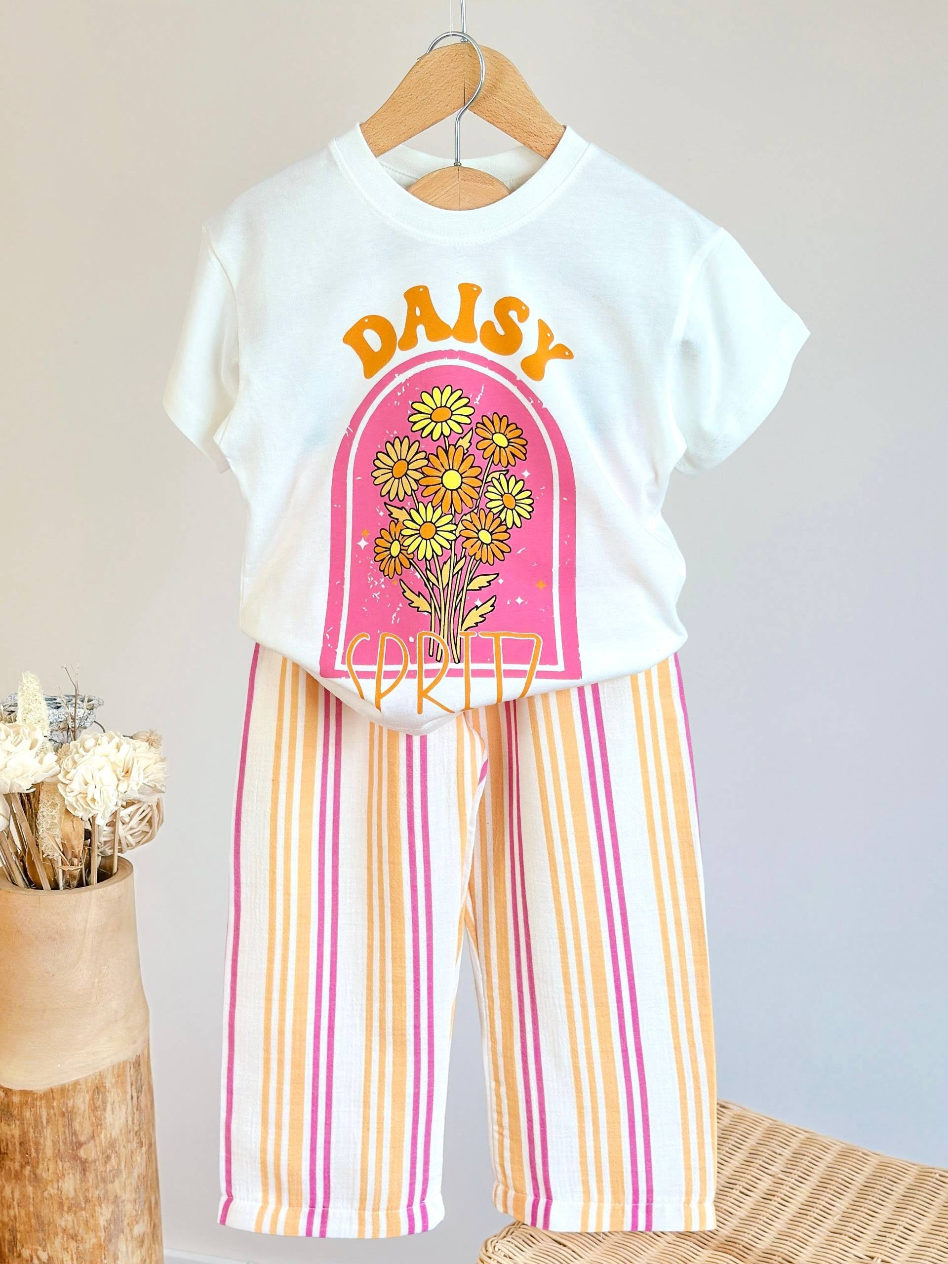 Baskılı T-Shirt ve Müslin Pantolon Takım