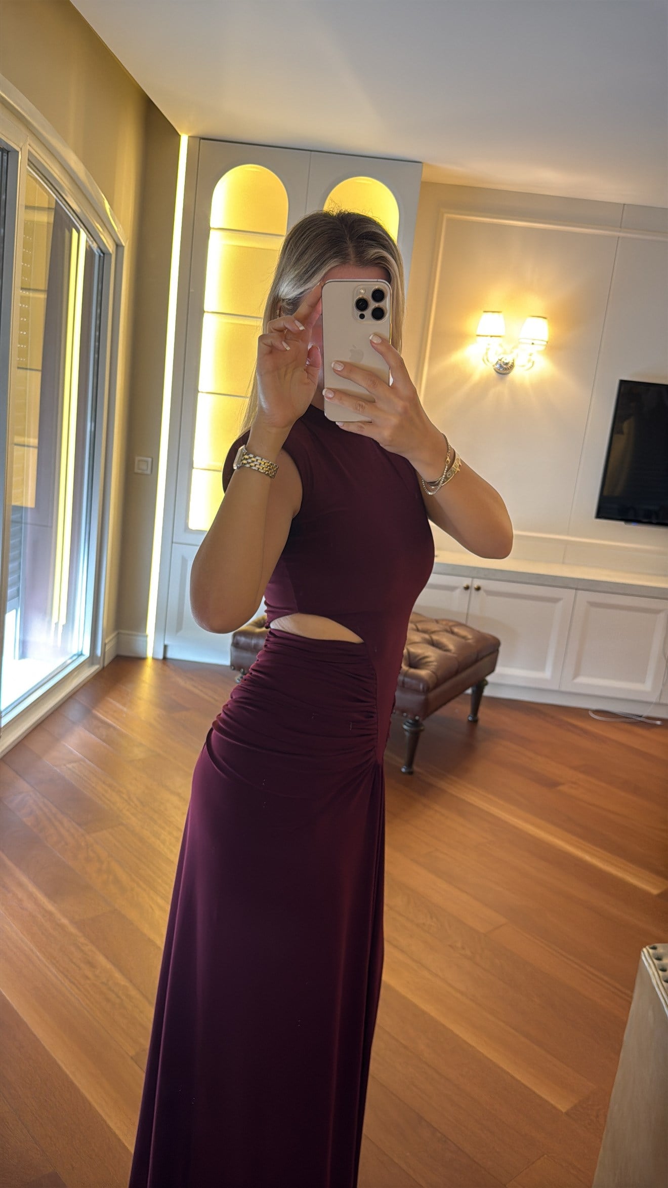 Bel Formlu Vatkalı Elbise