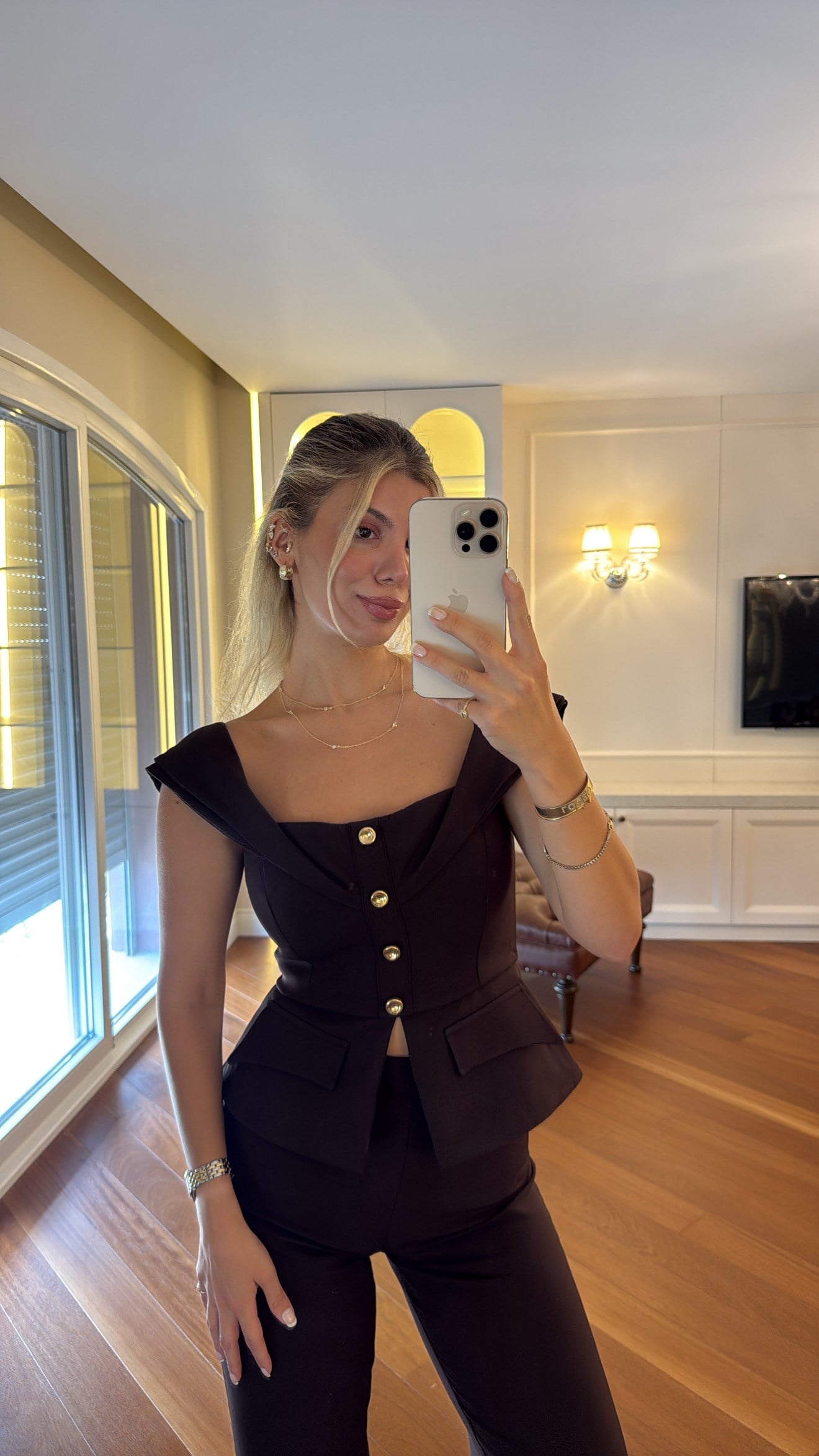 Düğme Detaylı Tasarım Bluz Pantolon Takım 