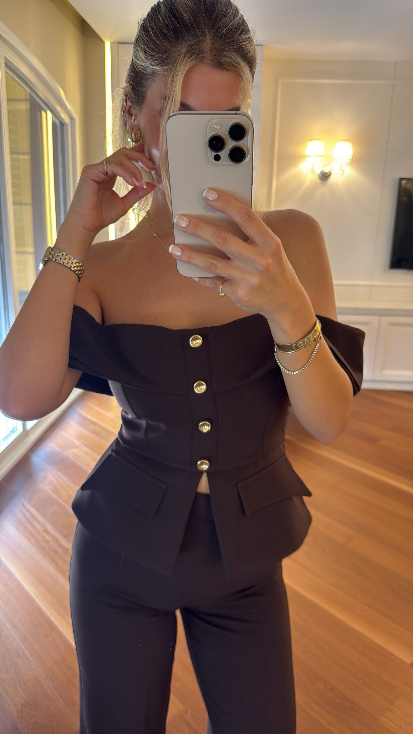 Düğme Detaylı Tasarım Bluz Pantolon Takım 