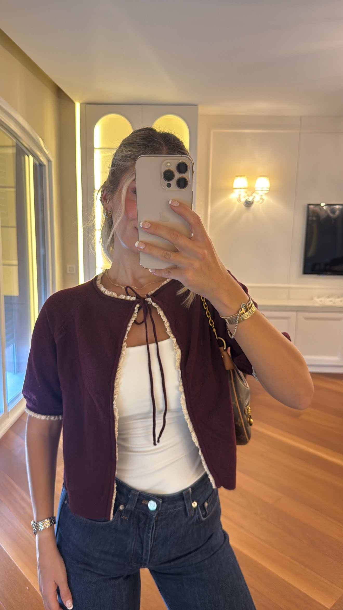 Kurdele Detaylı Bordo Hırka