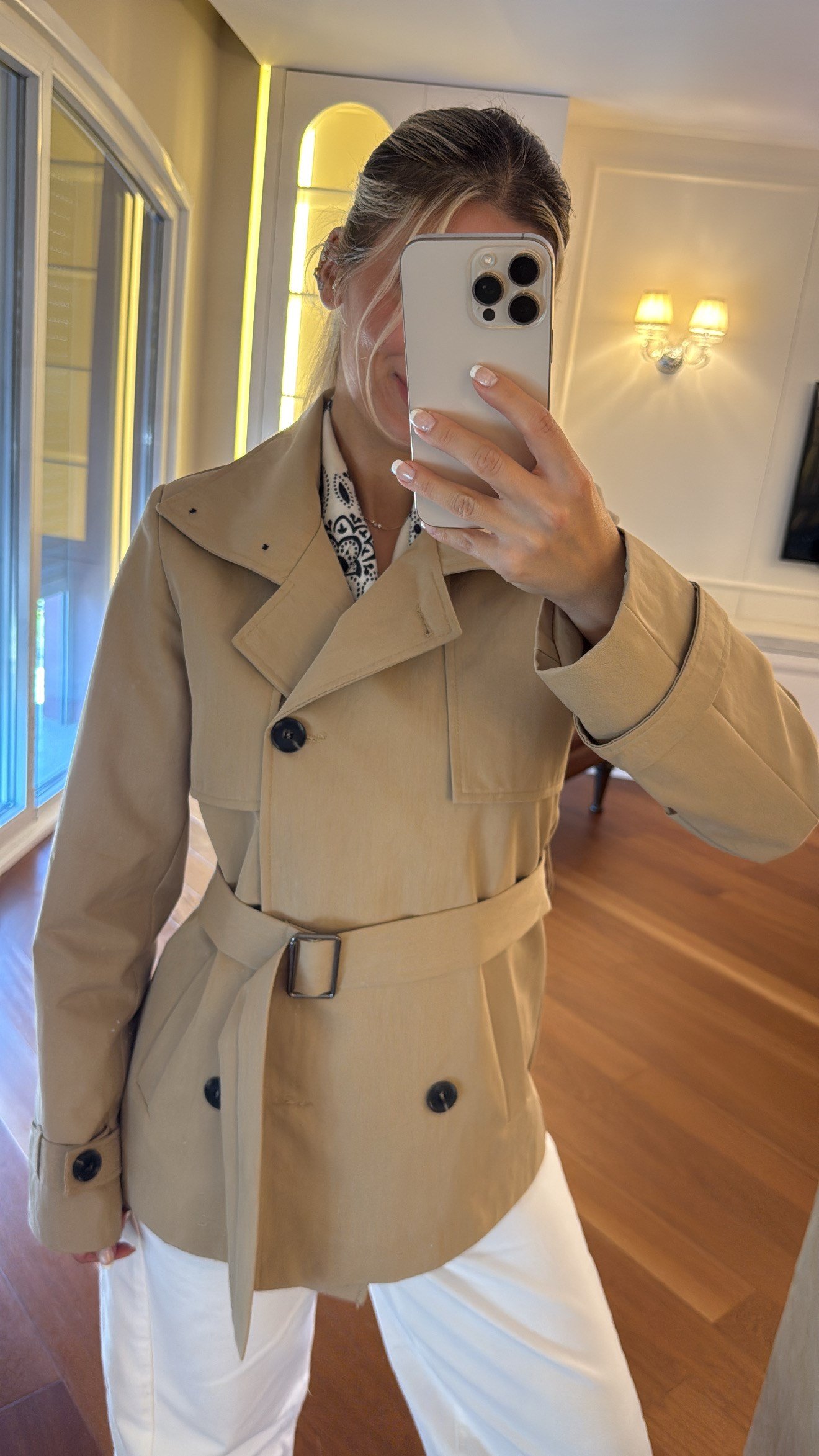 Rüzgarlık Detaylı Camel Trençkot