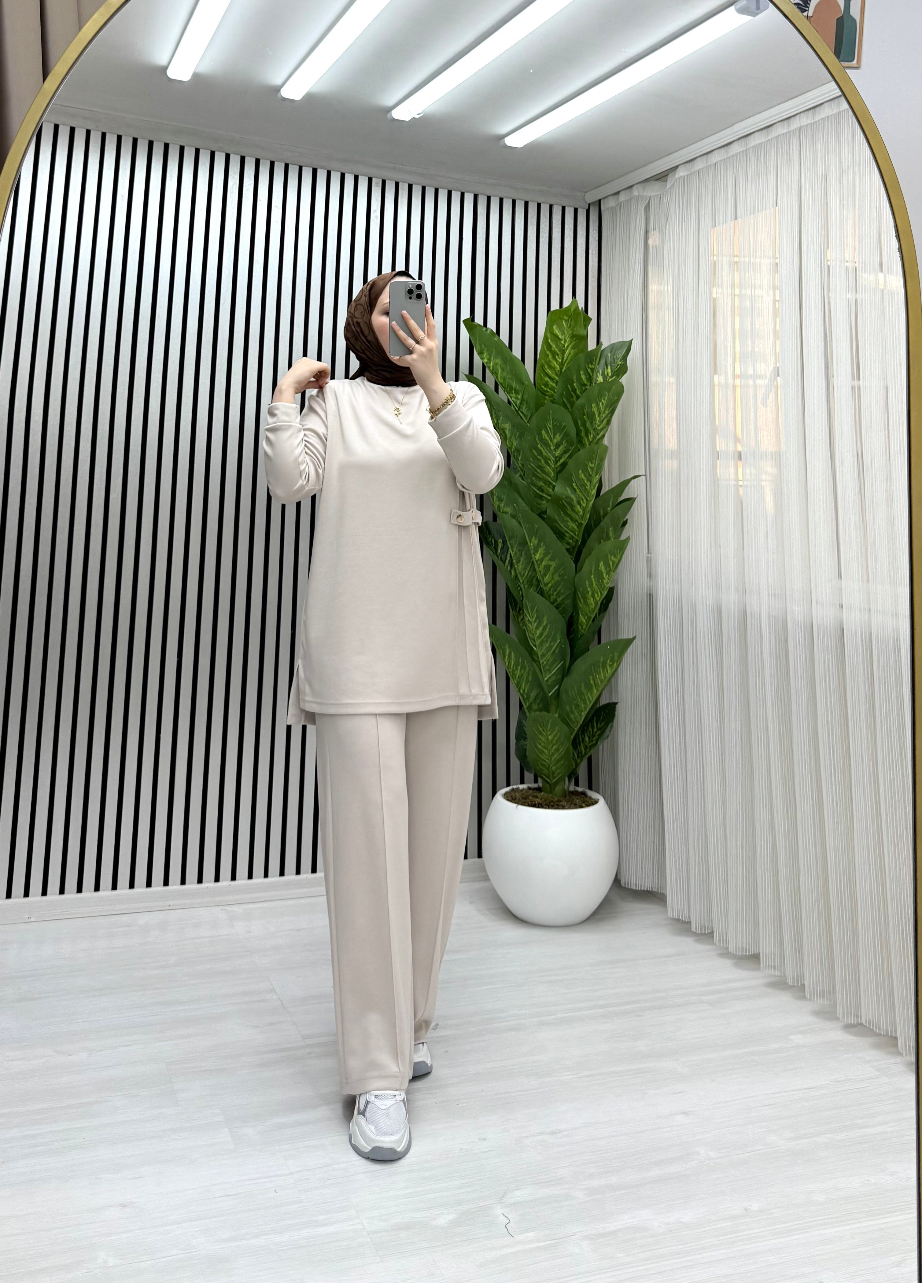LİO YANDAN ÇITLI TAKIM BEJ 0030 