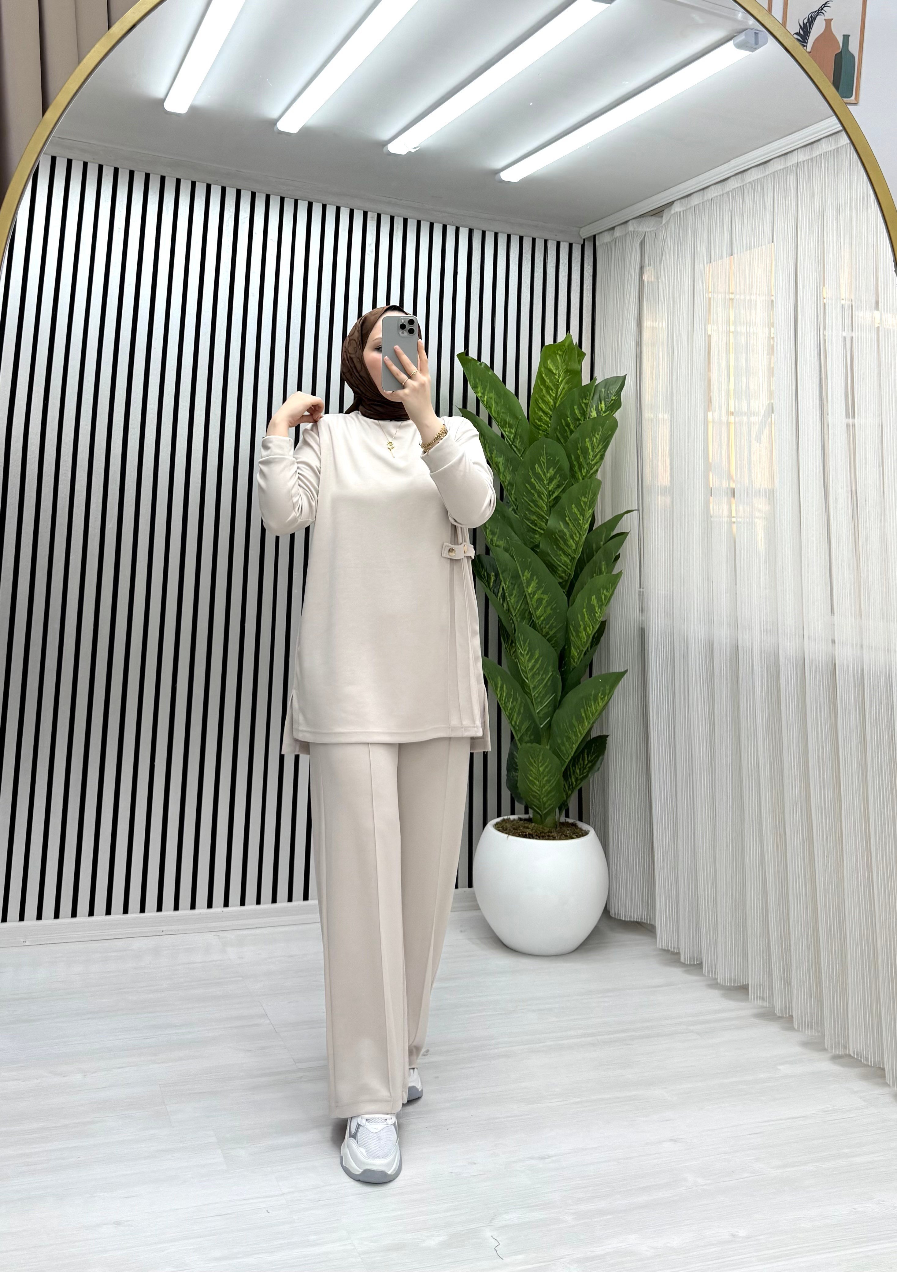LİO YANDAN ÇITLI TAKIM BEJ 0030 