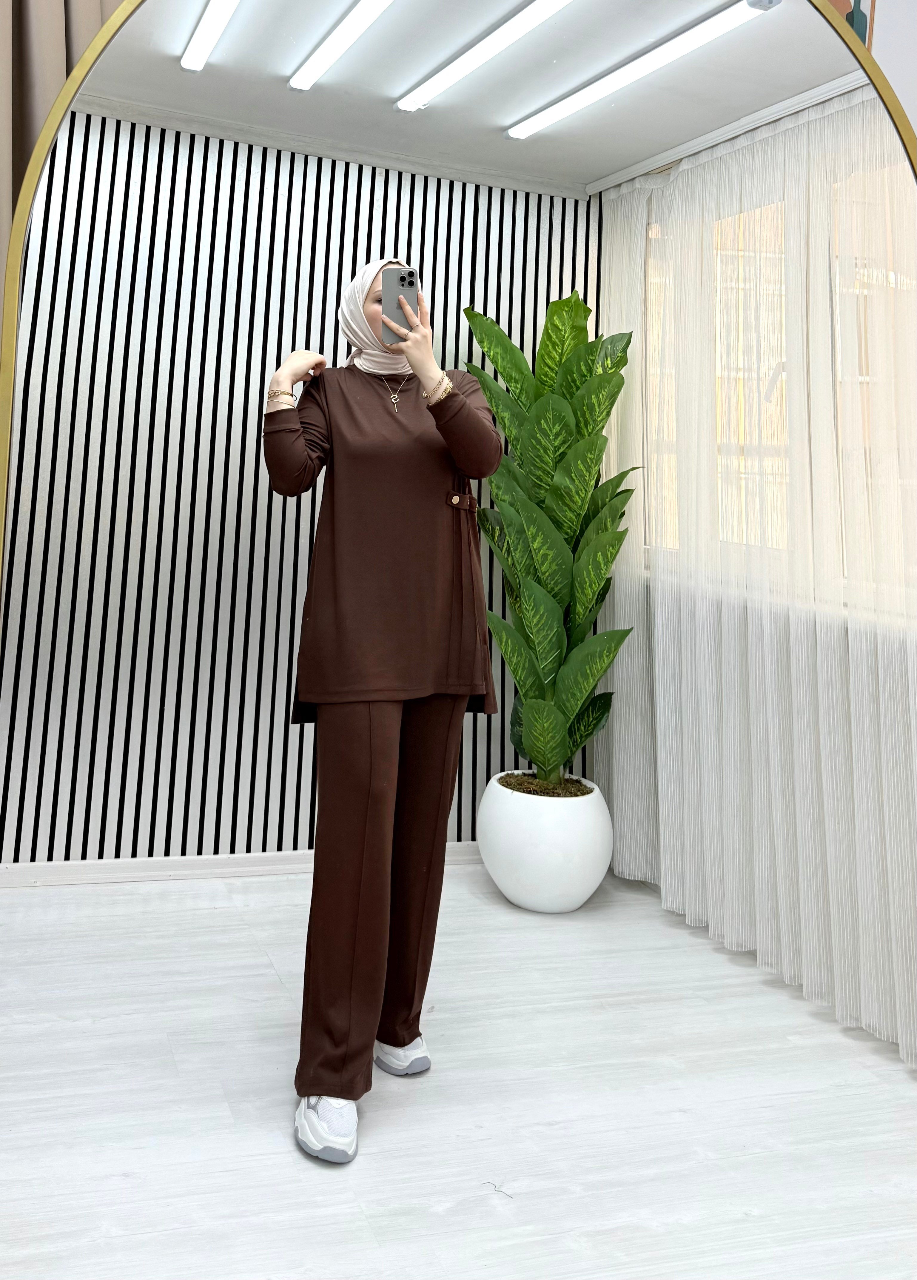 LİO YANDAN ÇITLI TAKIM KOYU BEJ 0030 