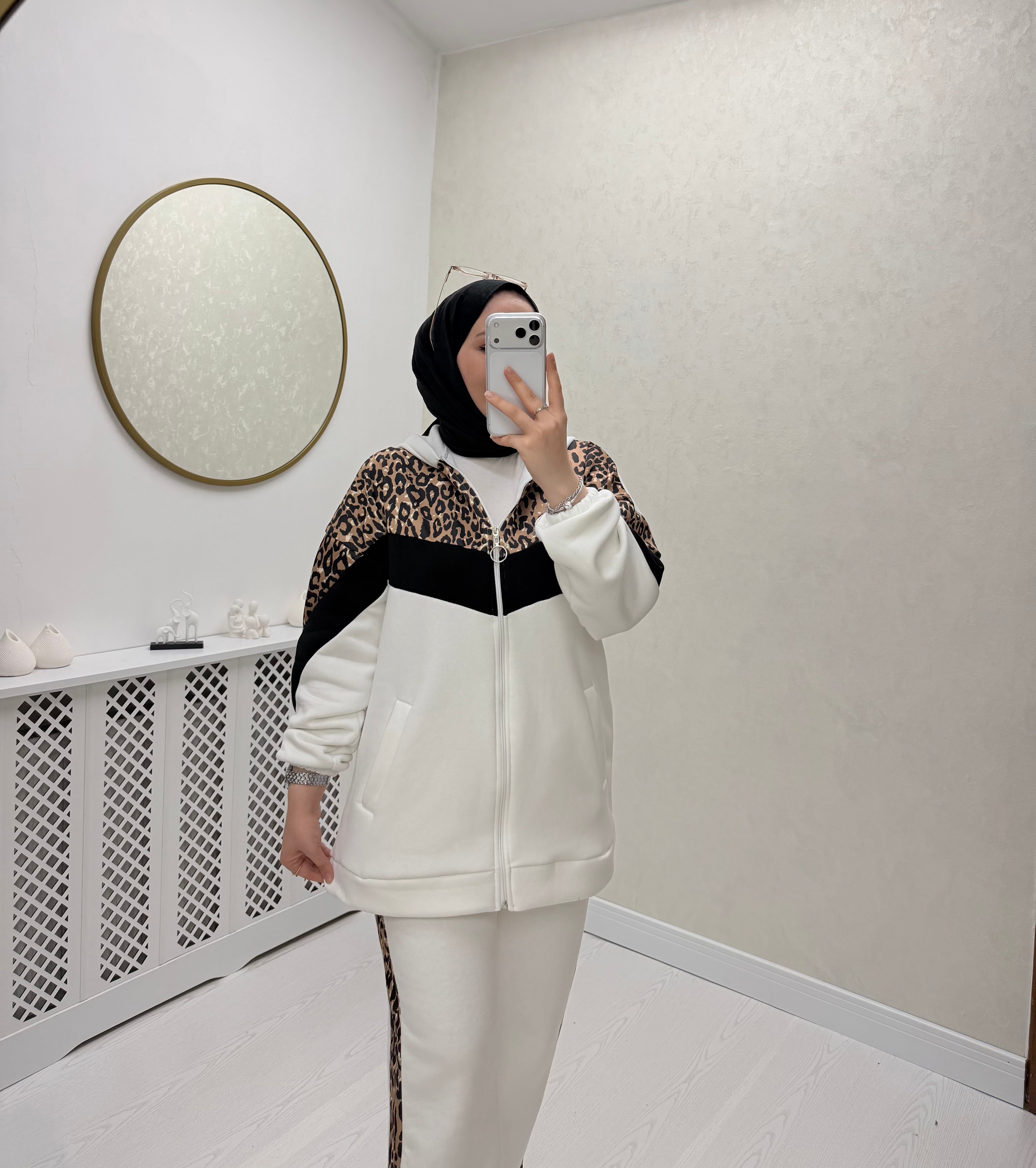 Leopar Takım Beyaz 83 