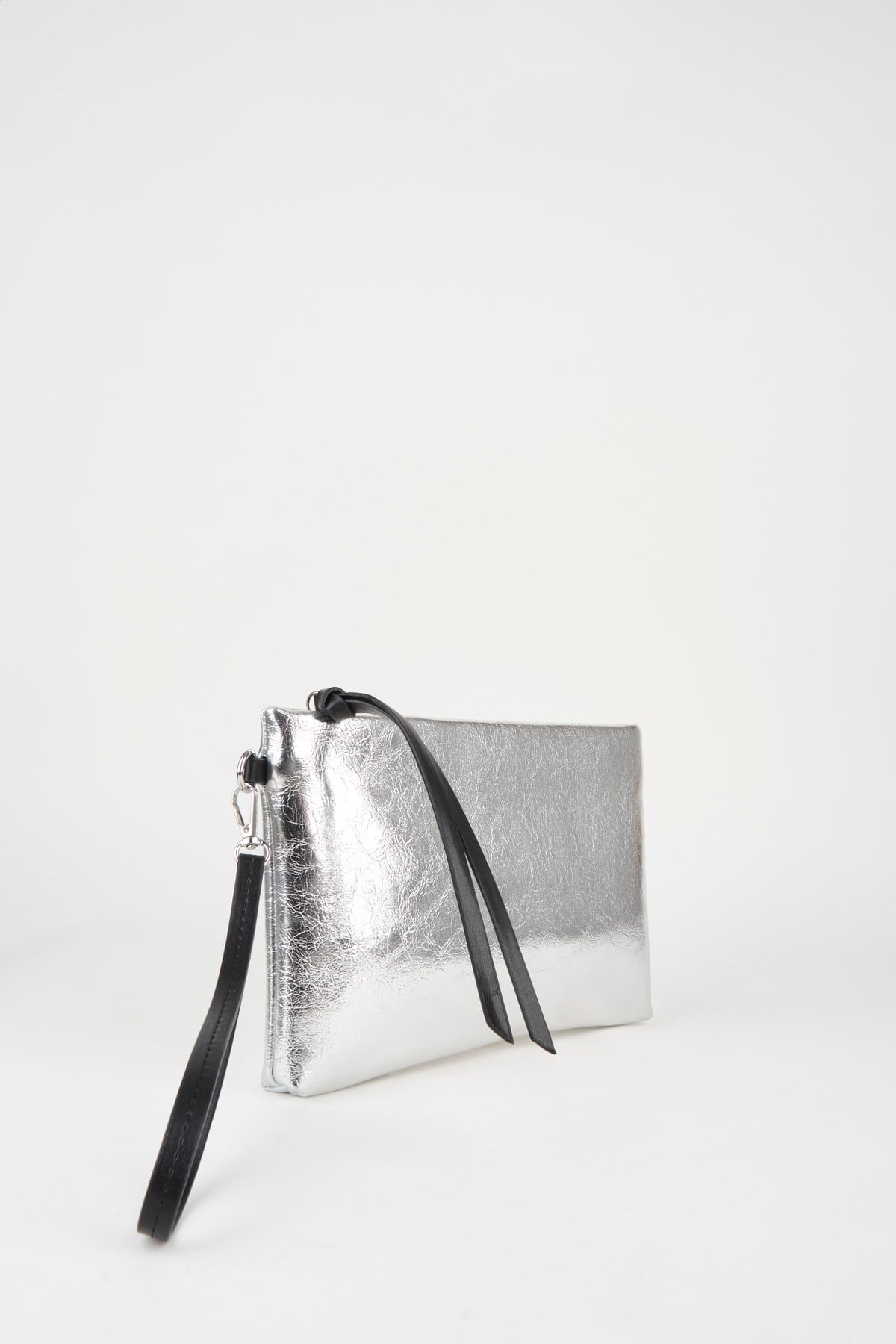 Kadın Bellis Gümüş Astarlı Suni Deri Bilek Askılı Portföy El Ve Clutch Çanta