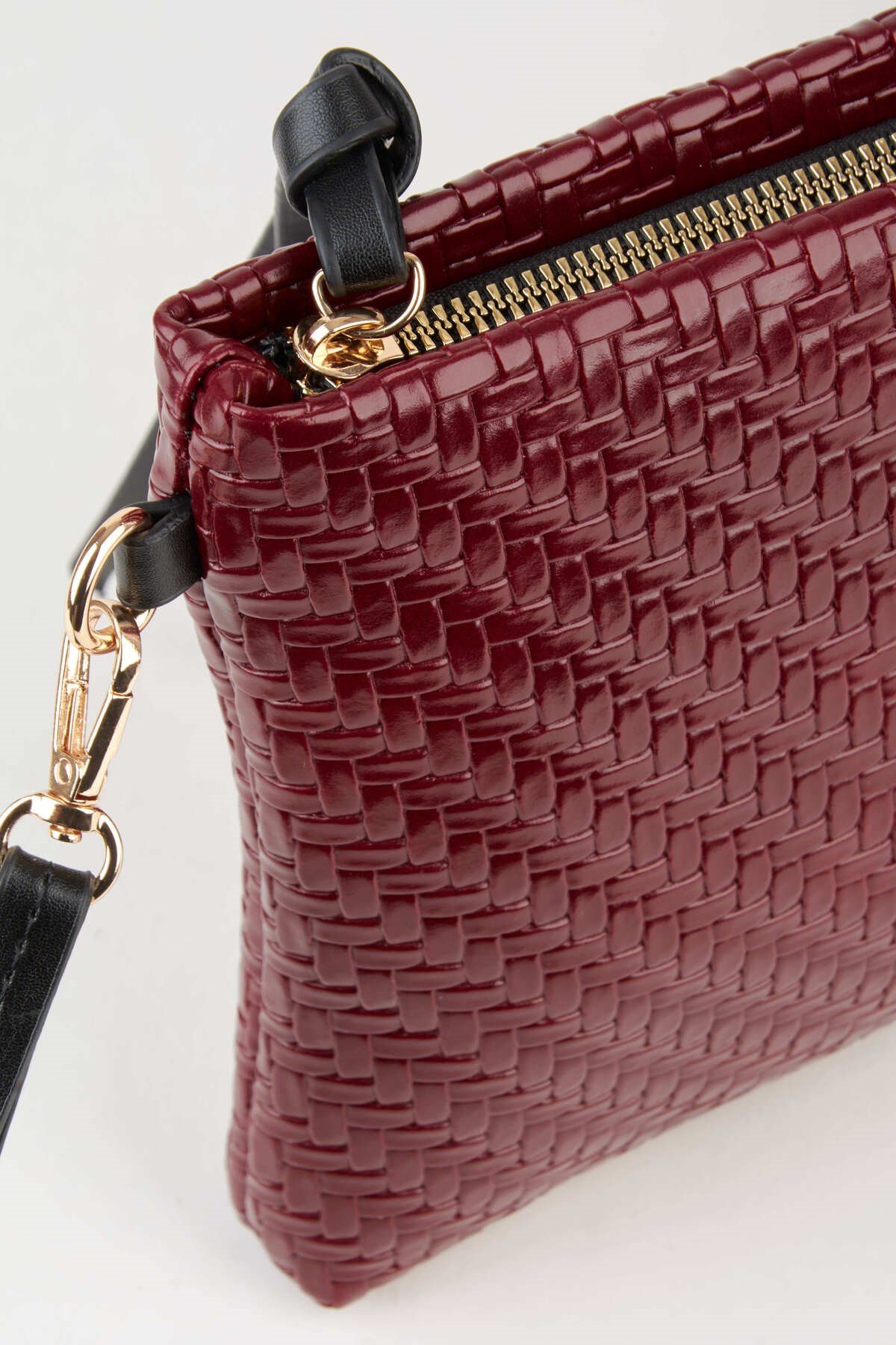 Kadın Bellis Örgü Bordo Astarlı Suni Deri Bilek Askılı Portföy El Ve Clutch Çanta