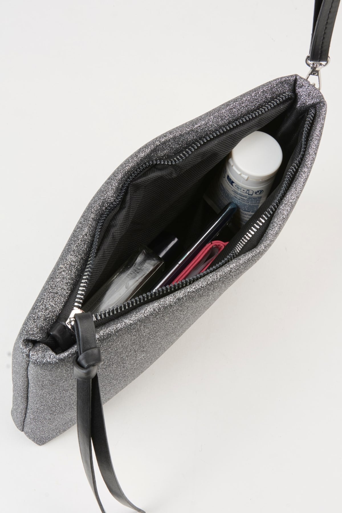 Kadın Bellis Simli Gri Astarlı Suni Deri Bilek Askılı Portföy El Ve Clutch Çanta