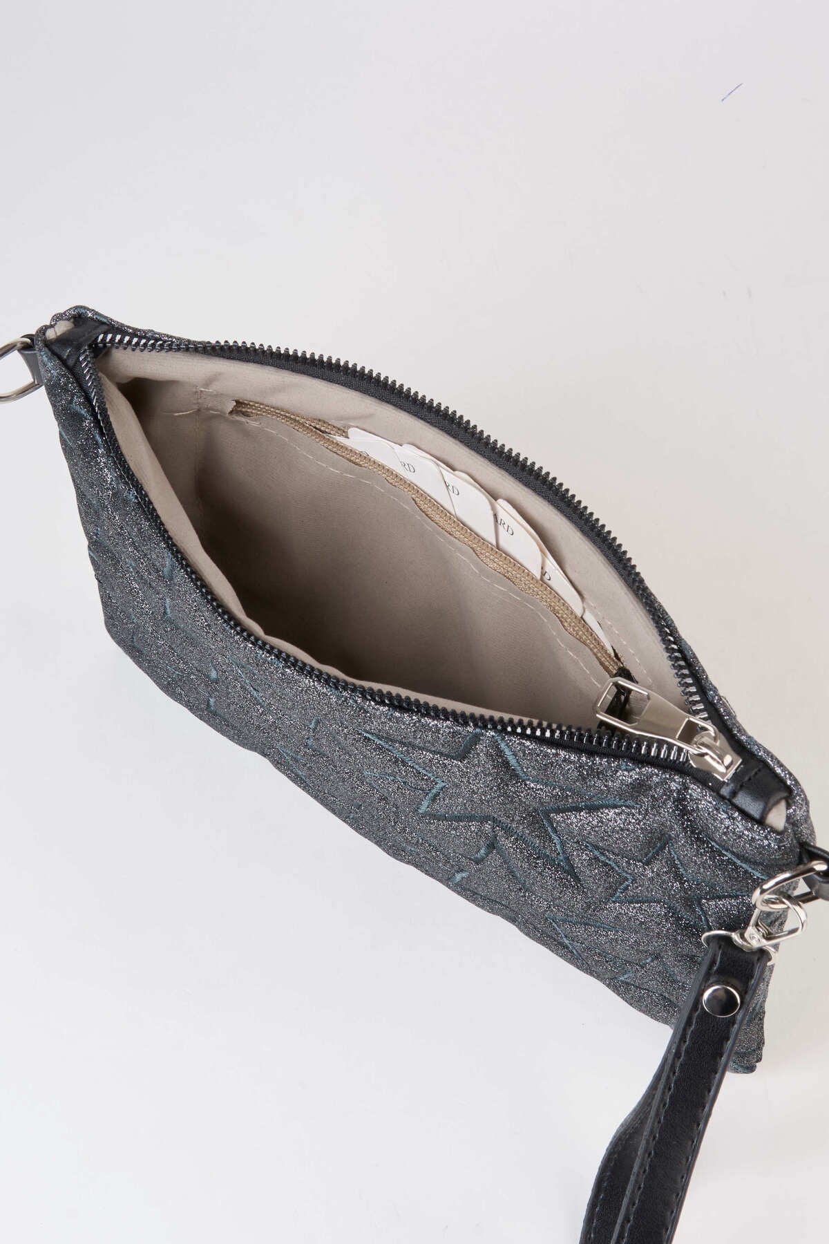 Kadın Füme Simli Yıldız Nakışlı Suni Deri Bilek Ve Zincir Askılı Portföy El Ve Clutch Çanta