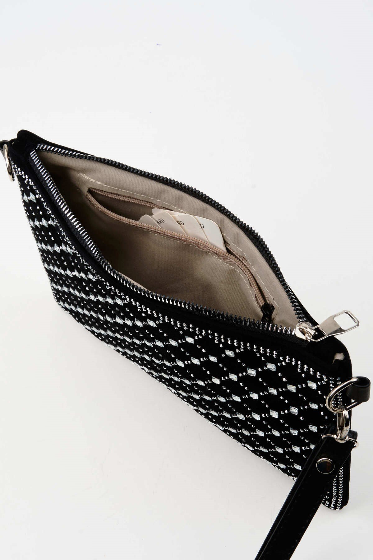Kadın Kapitone Gümüş Taşlı Süet Bilek Askılı Ve Zincir Askılı Portföy El Ve Clutch Çanta