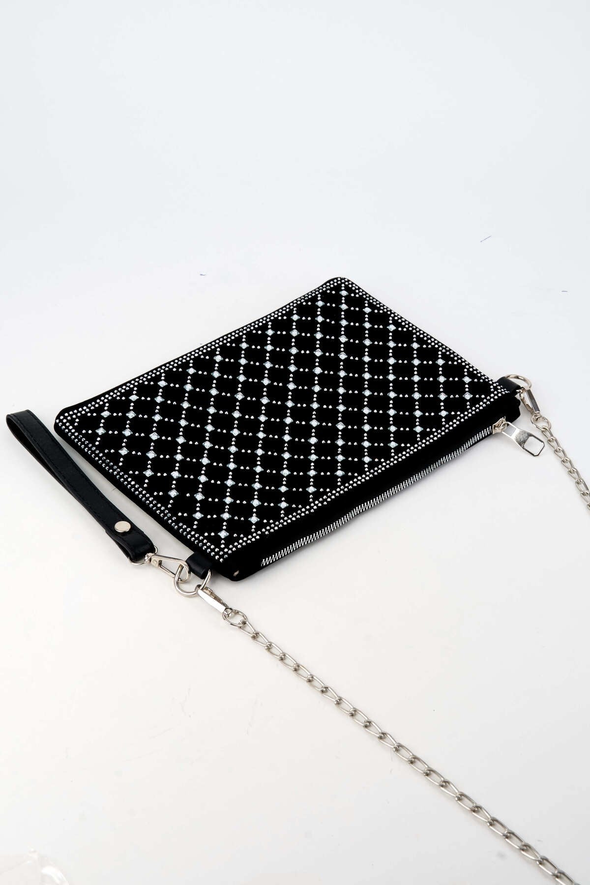 Kadın Kapitone Gümüş Taşlı Süet Bilek Askılı Ve Zincir Askılı Portföy El Ve Clutch Çanta