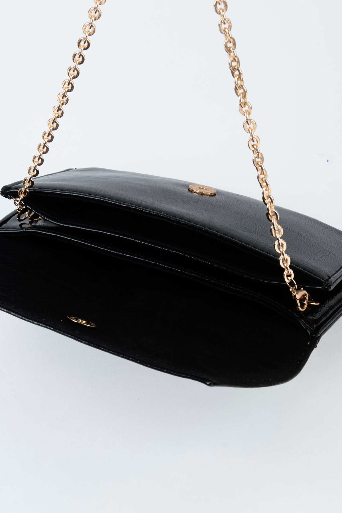 Kadın Siyah Rugan Zarf Tasarım 2 Bölmeli Mini Zincir Askılı Çıt Çıt Kapama Clutch Ve El Çantası