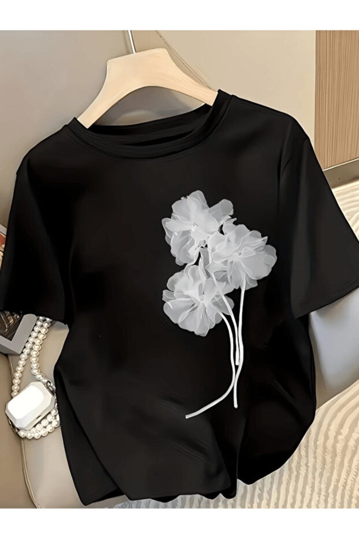 Beyaz Papatya Baskılı Premium Oversize Tişört Baskılı Premium Oversize T-shirt