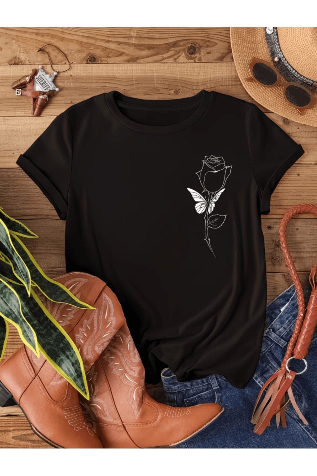 Çizgi Siyah Gül Baskılı Premium Oversize T-shirt