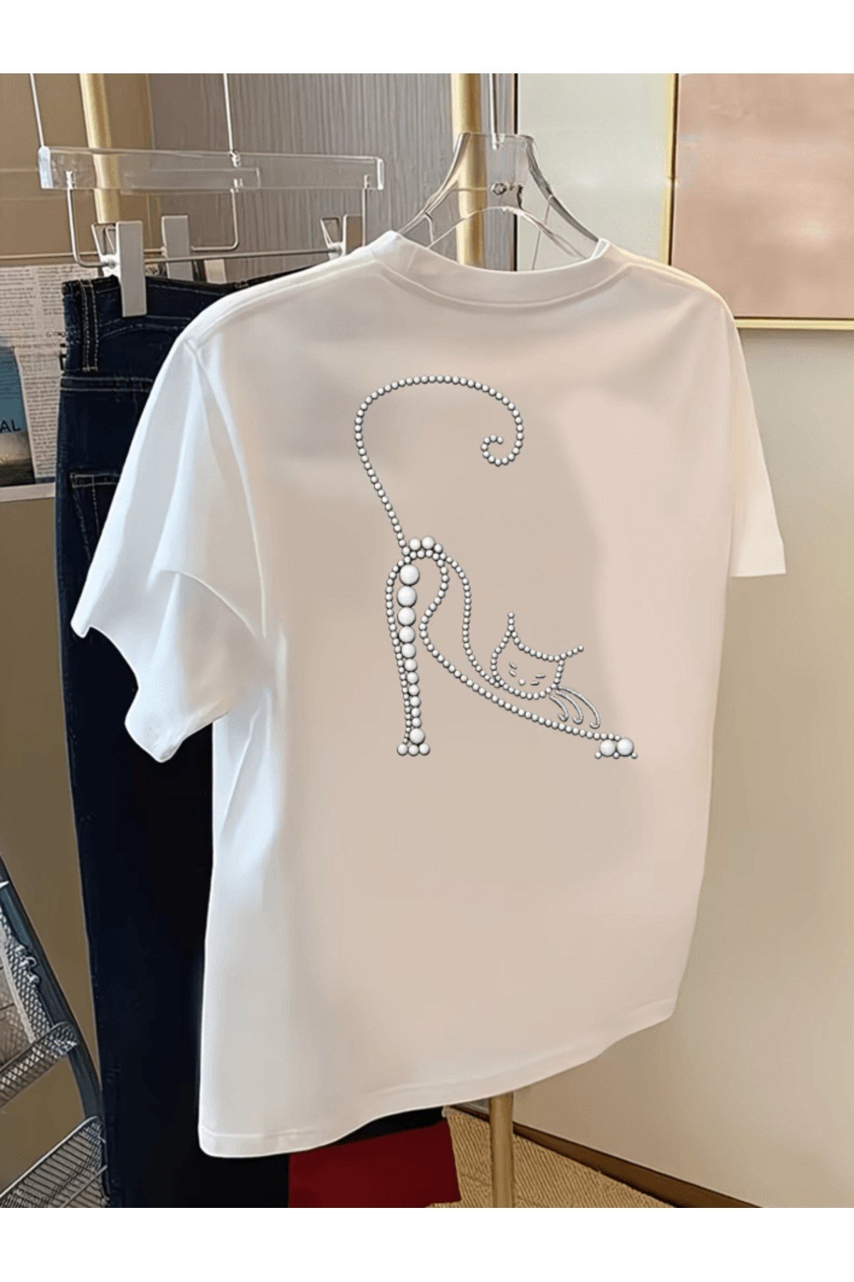 Esneyen Parlak Baskı Sevimli Kedi Sırt Baskılı Premium Oversize T-shirt