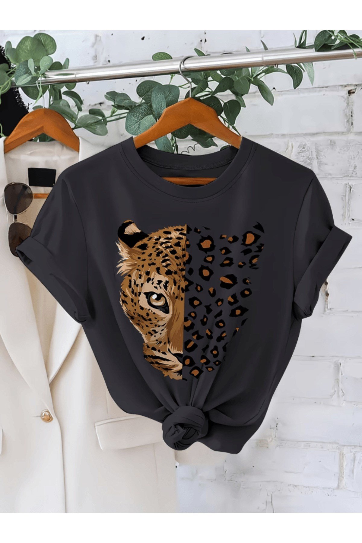 Leopar Kaplan Detay Baskılı Premium Oversize T-shirt